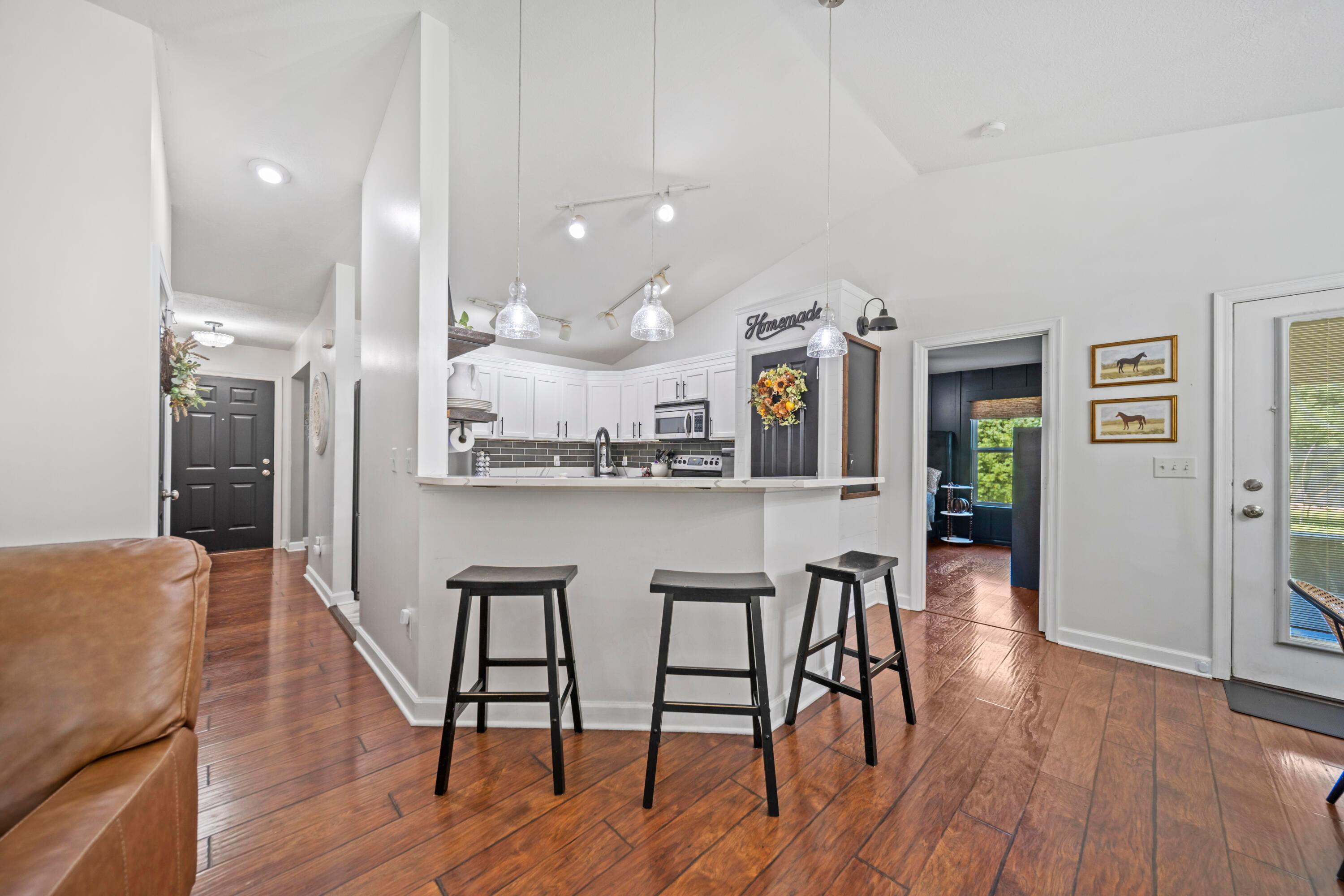 67 England Hollow Property Photo 19