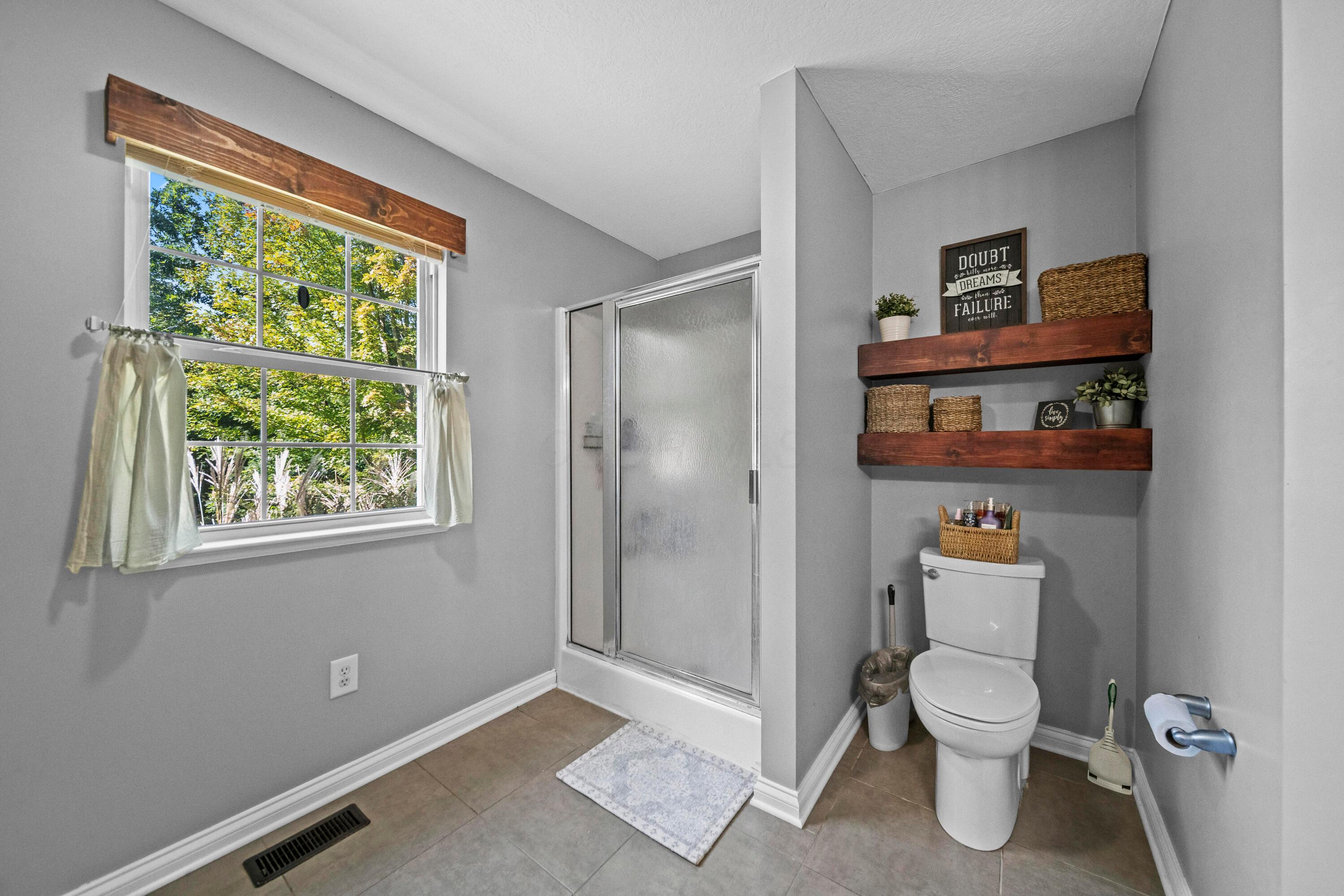 67 England Hollow Property Photo 25
