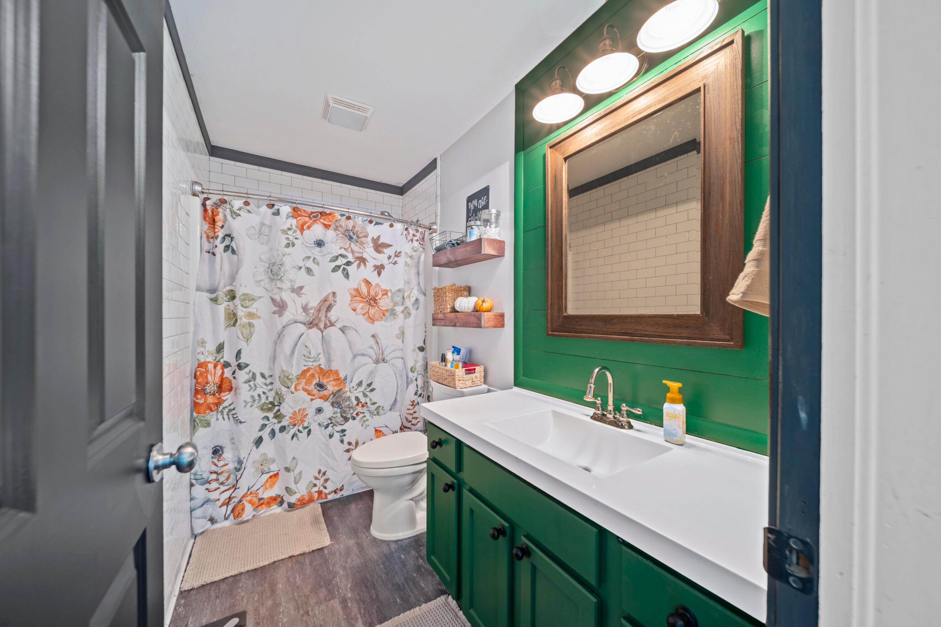 67 England Hollow Property Photo 29
