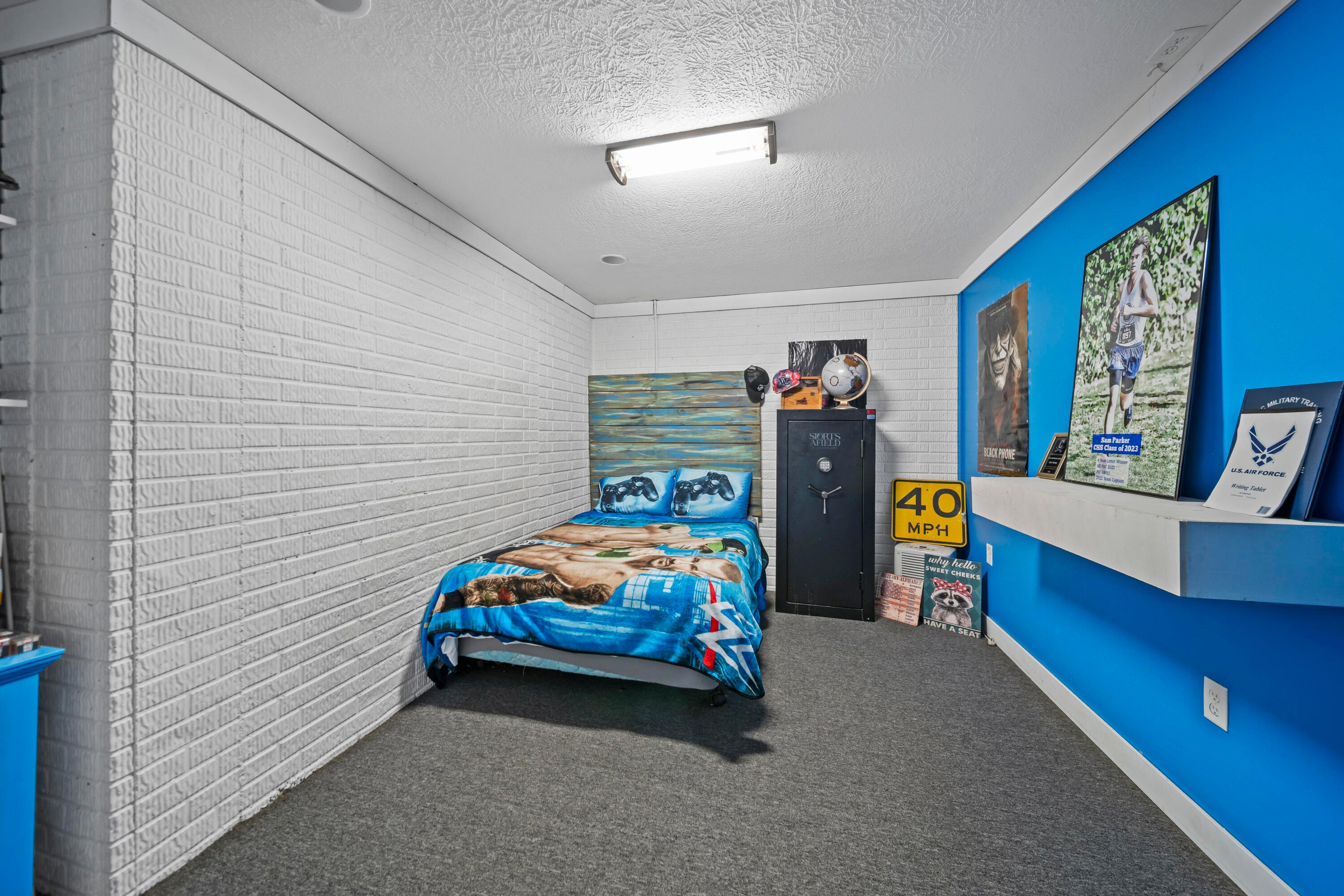 67 England Hollow Property Photo 35