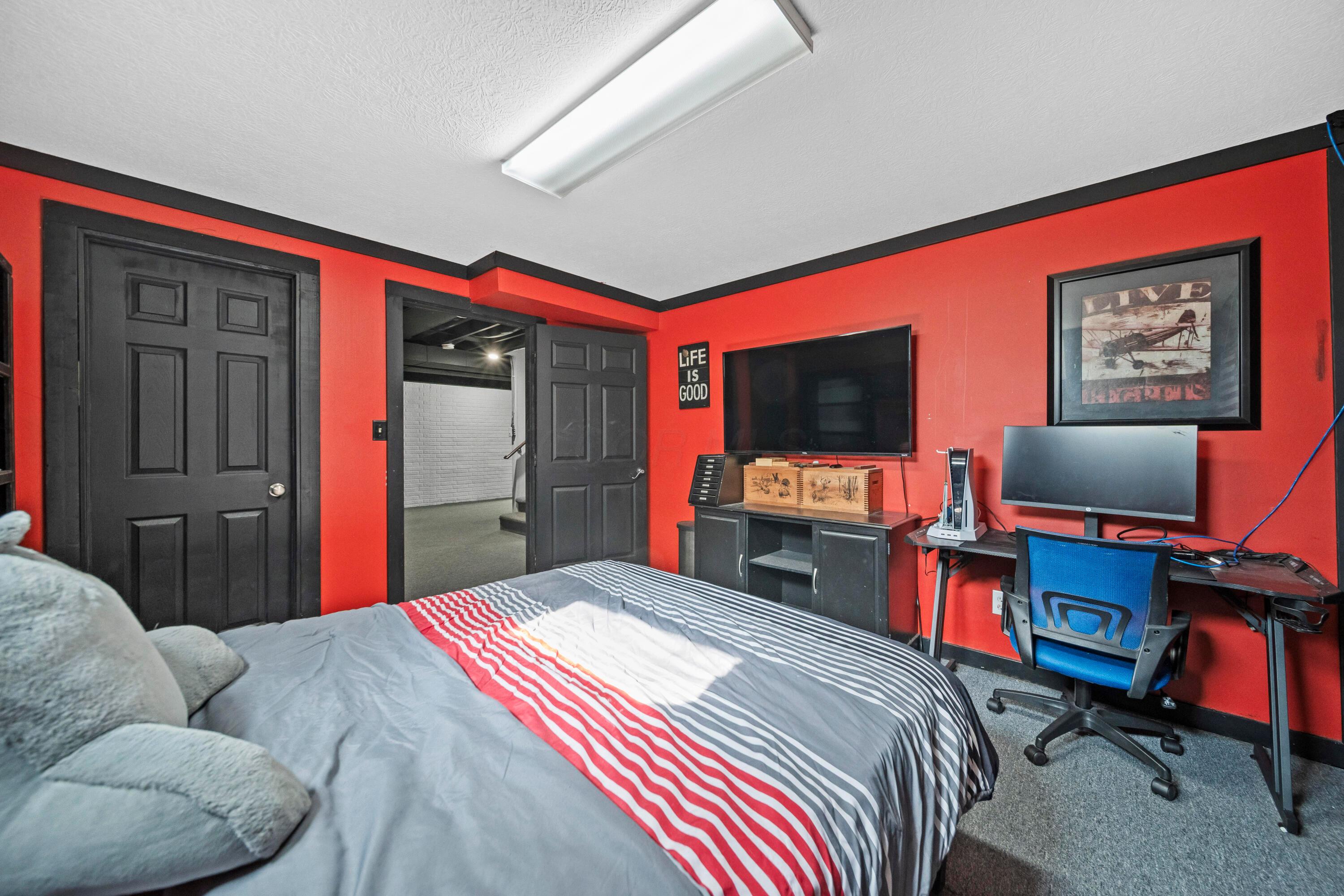 67 England Hollow Property Photo 40