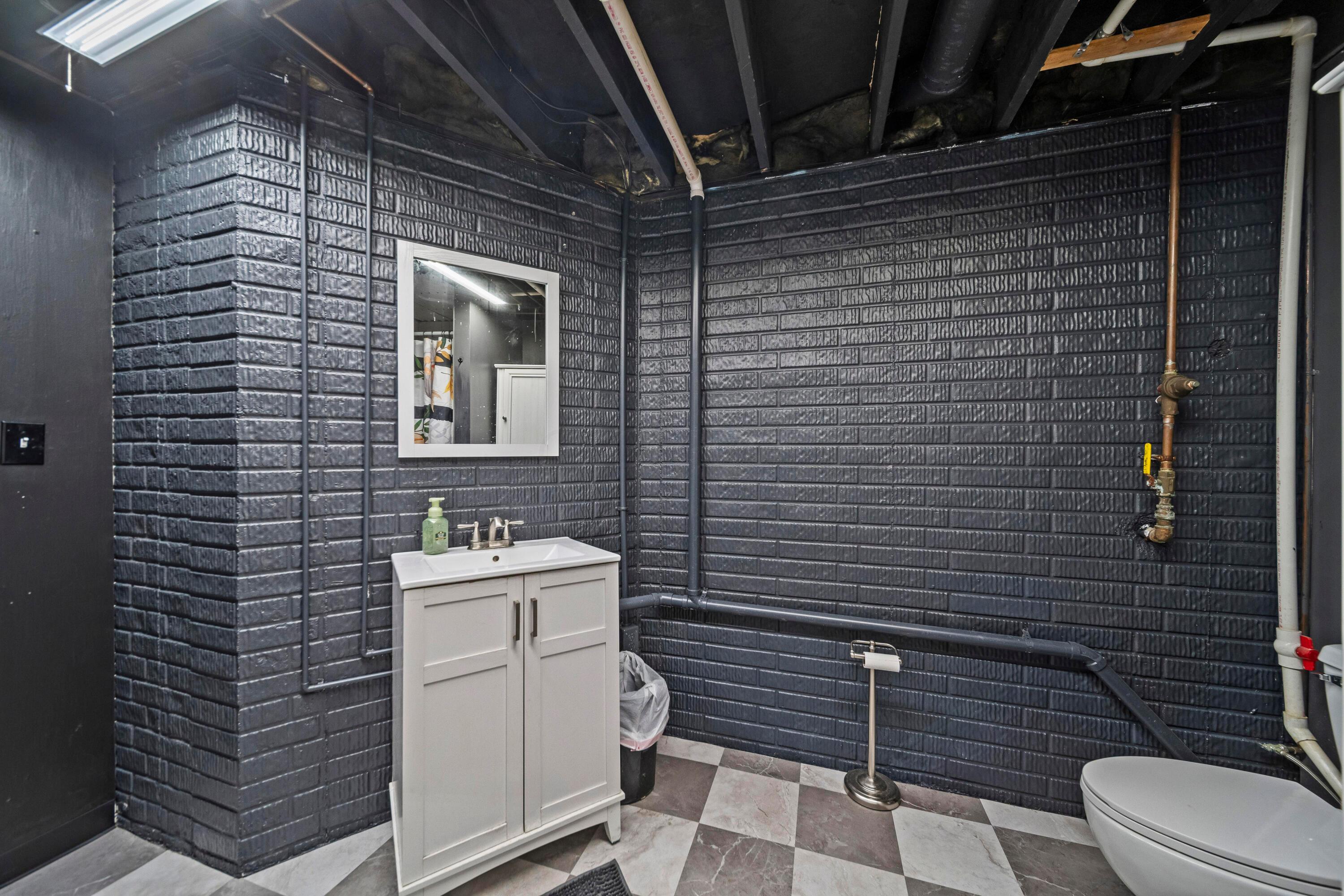 67 England Hollow Property Photo 42