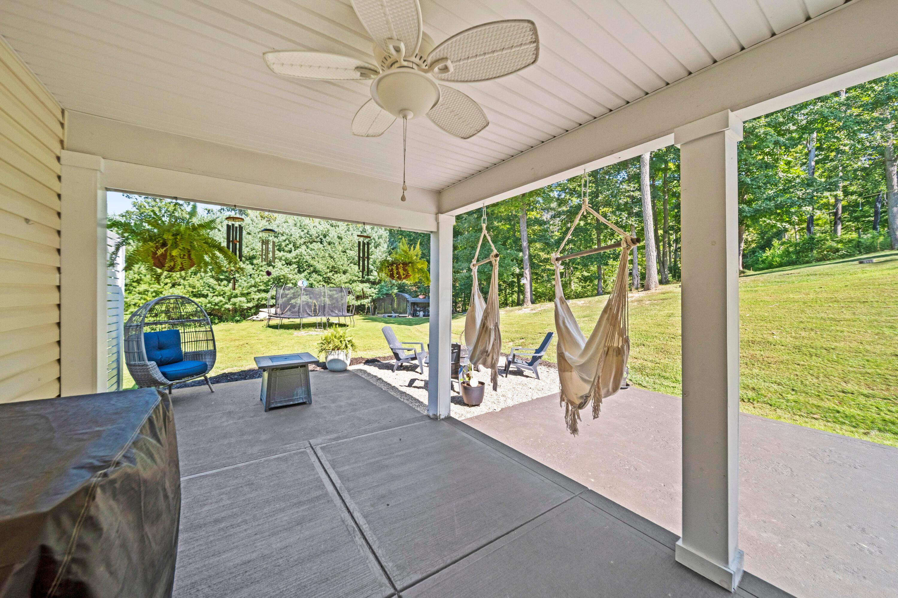 67 England Hollow Property Photo 53