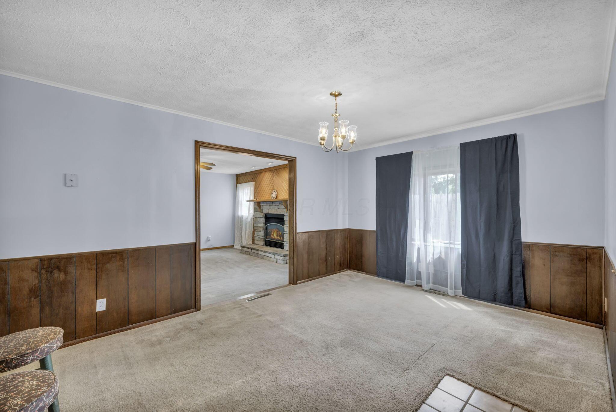 1098 Colonial Avenue Property Photo 19