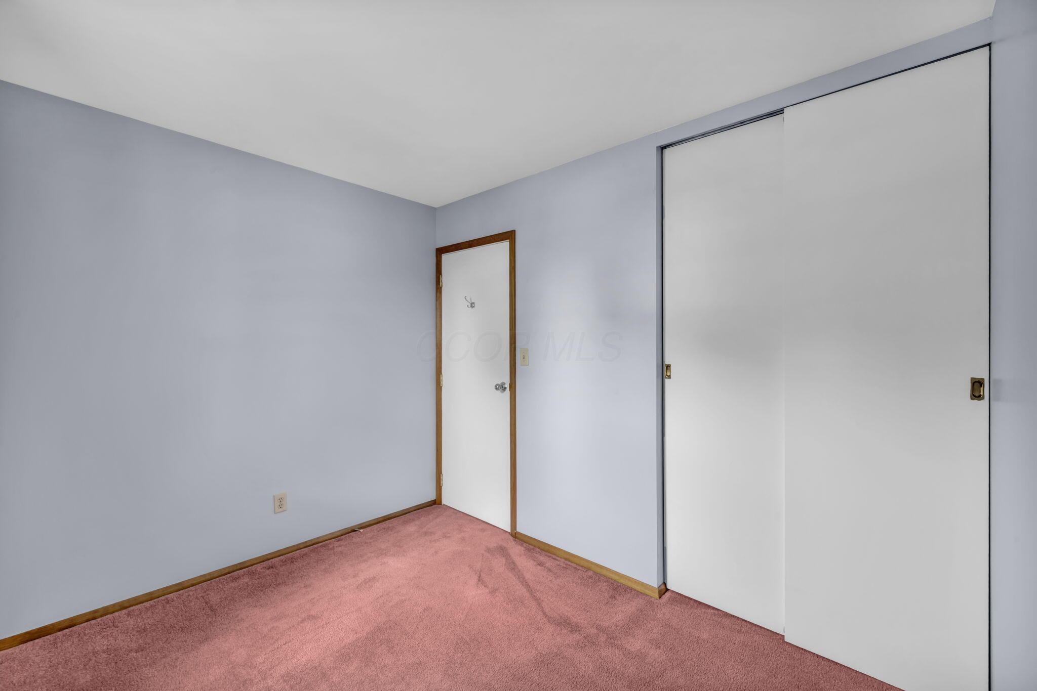 1098 Colonial Avenue Property Photo 31