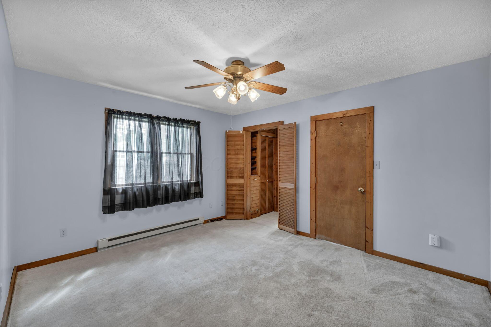 1098 Colonial Avenue Property Photo 33