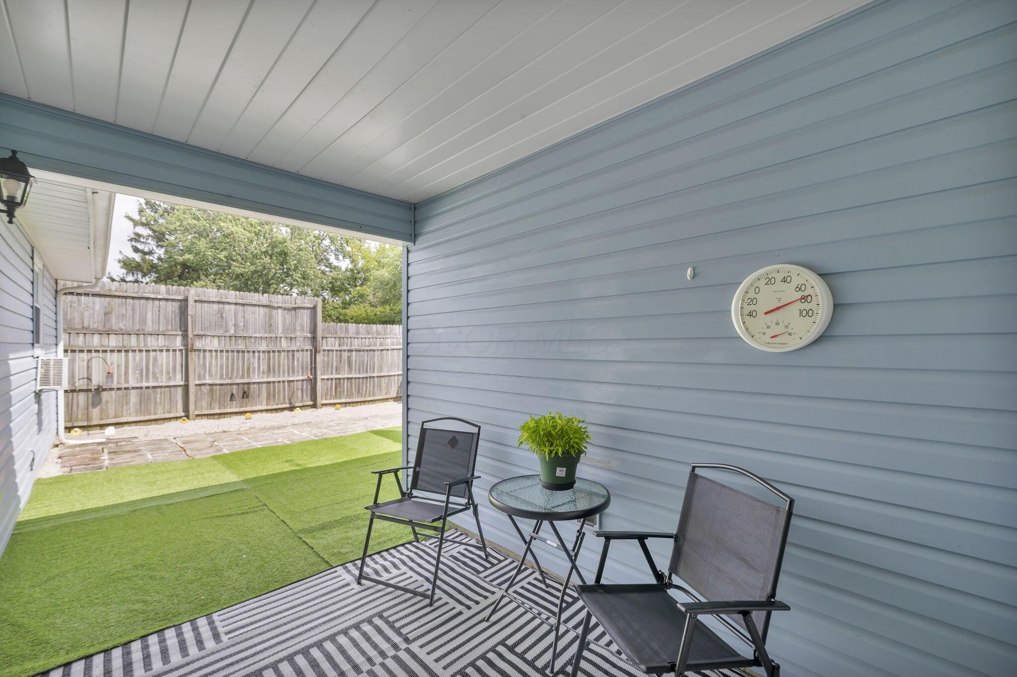 1098 Colonial Avenue Property Photo 44