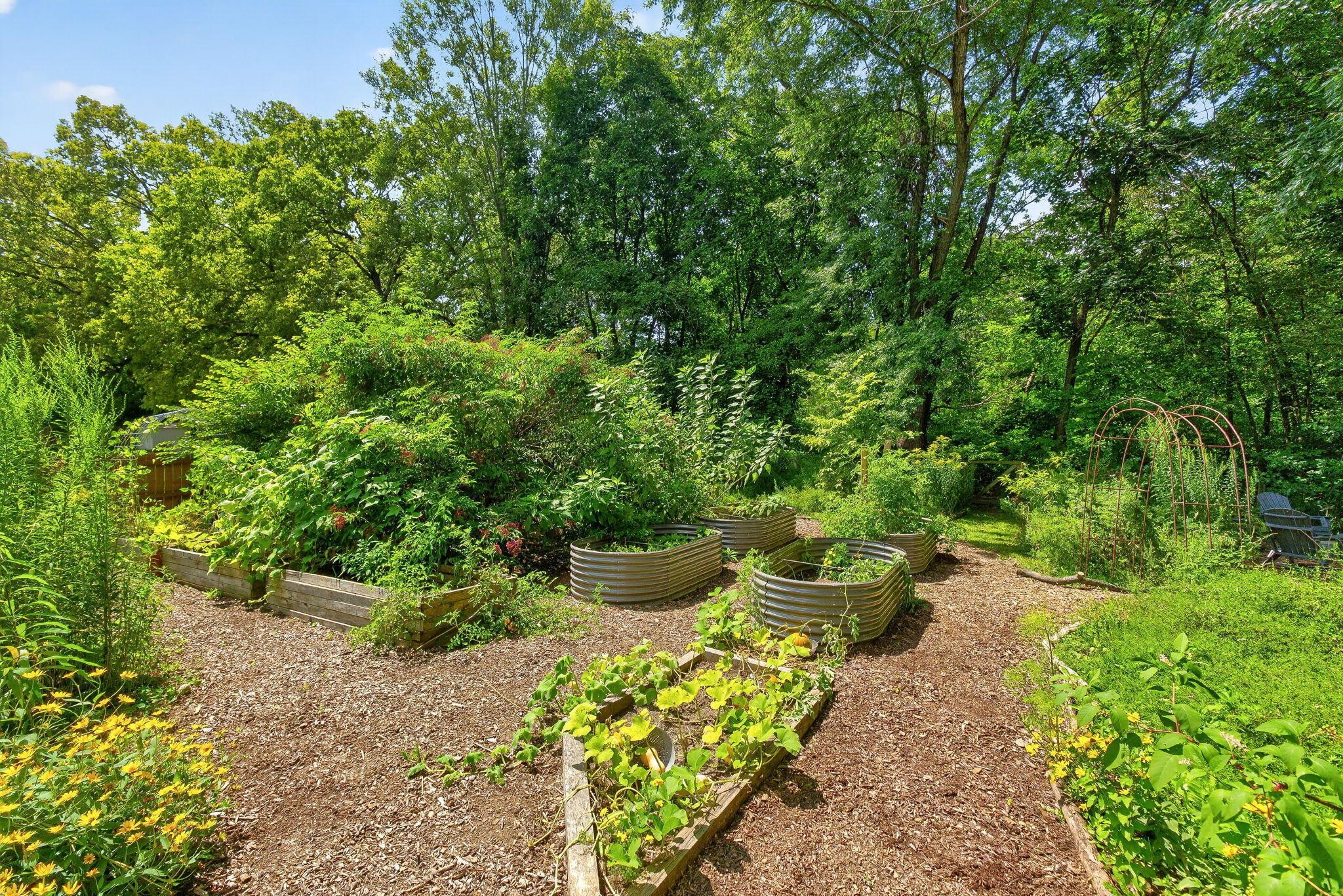 74 Cheshire Street Property Photo 44