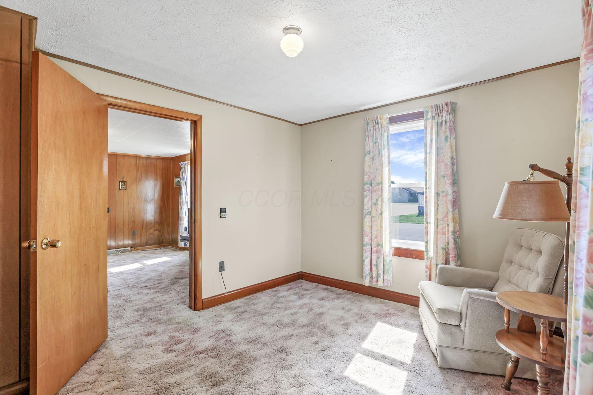 300 Halderman Street Property Photo 6