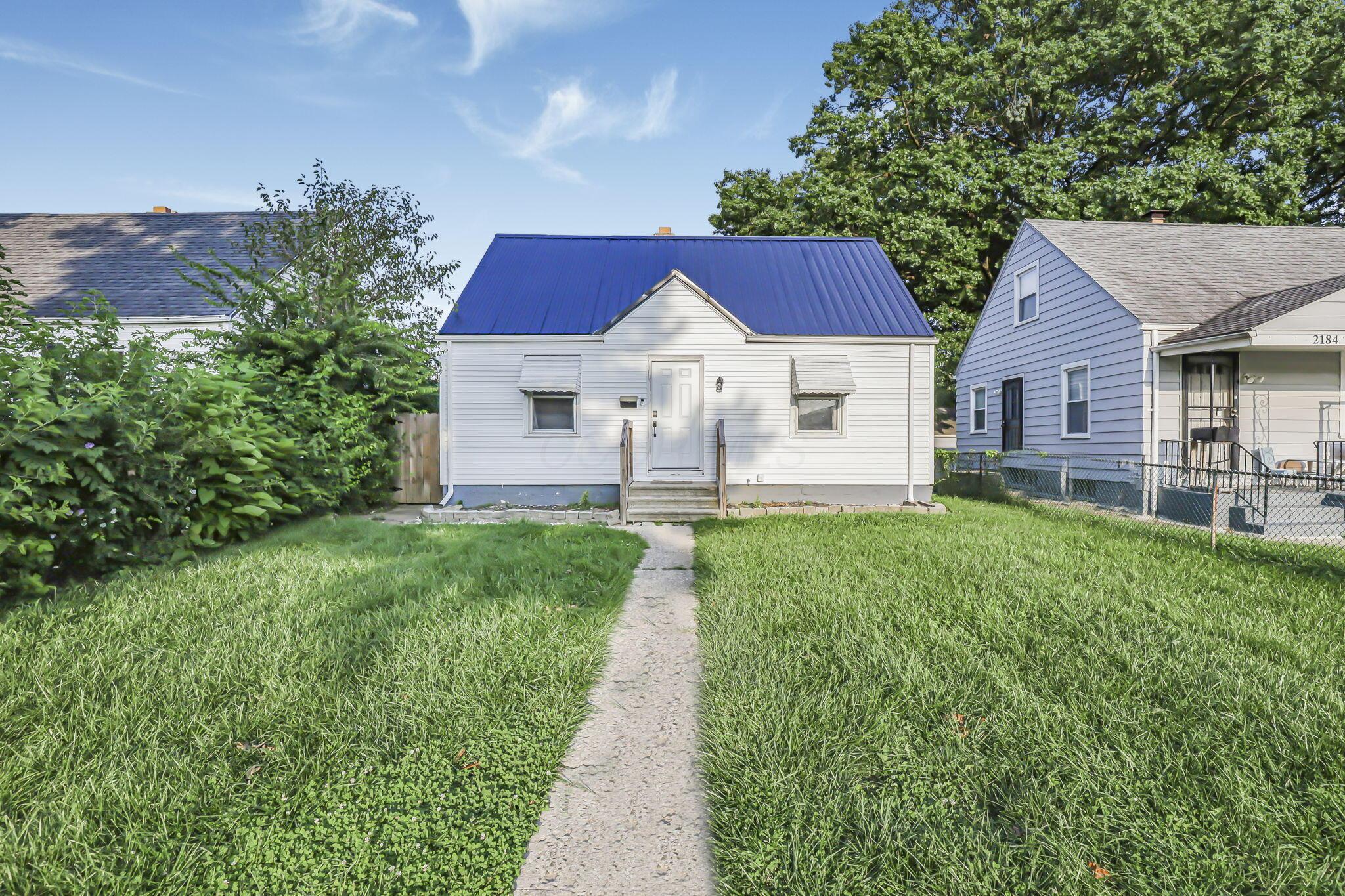 2190 Grasmere Avenue Property Photo 4