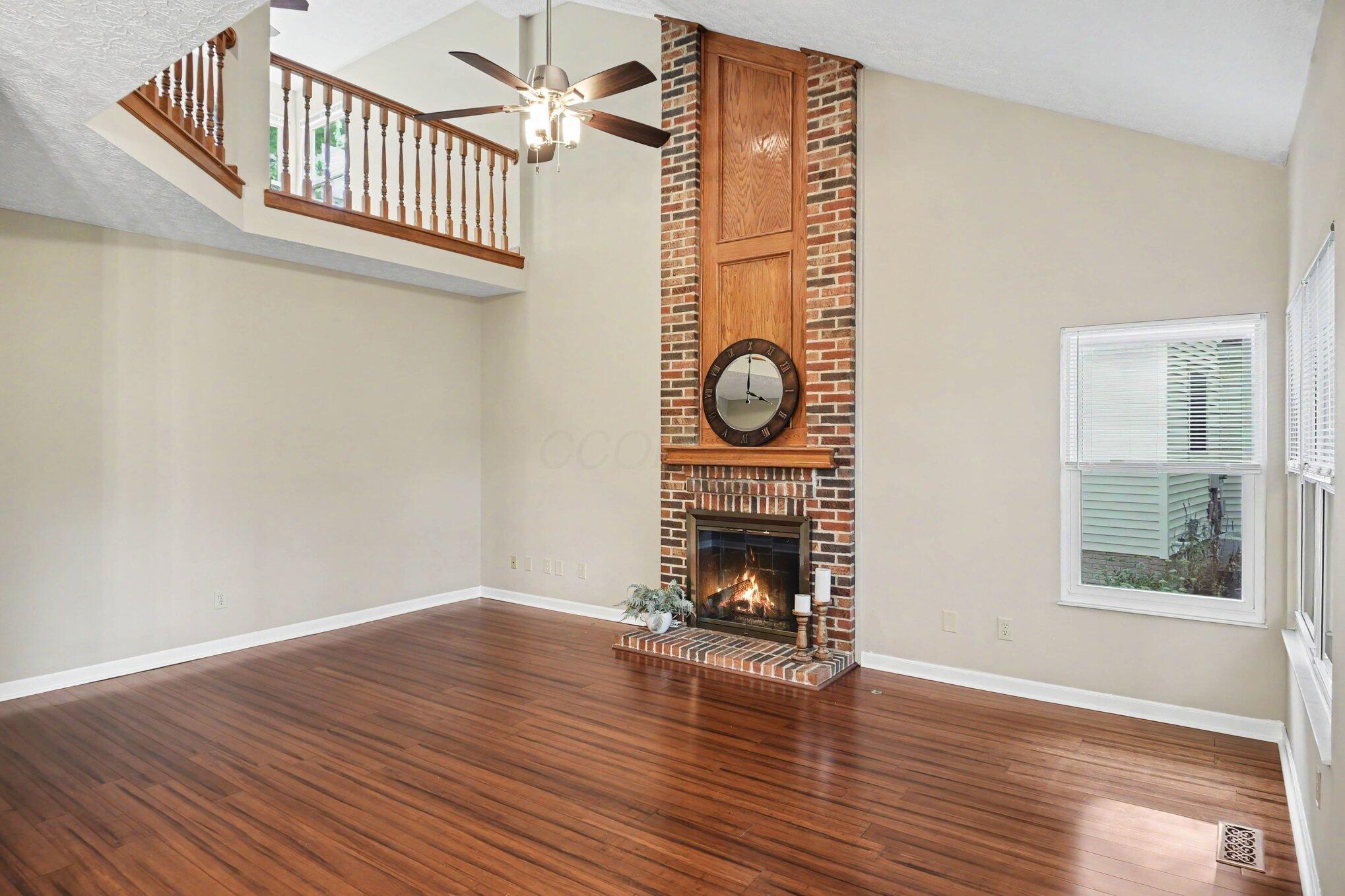 744 Summertree Lane Property Photo 16