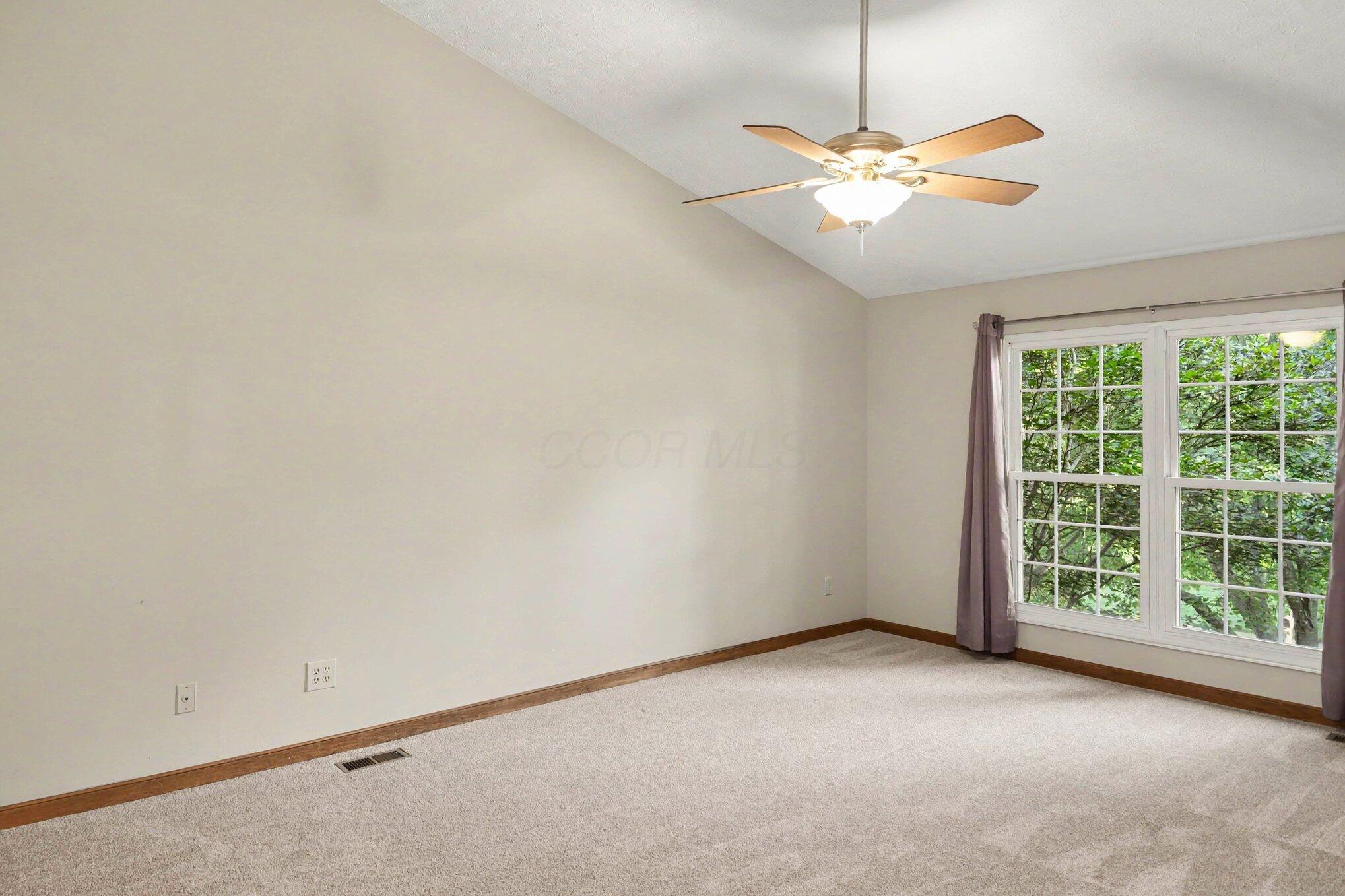 744 Summertree Lane Property Photo 19