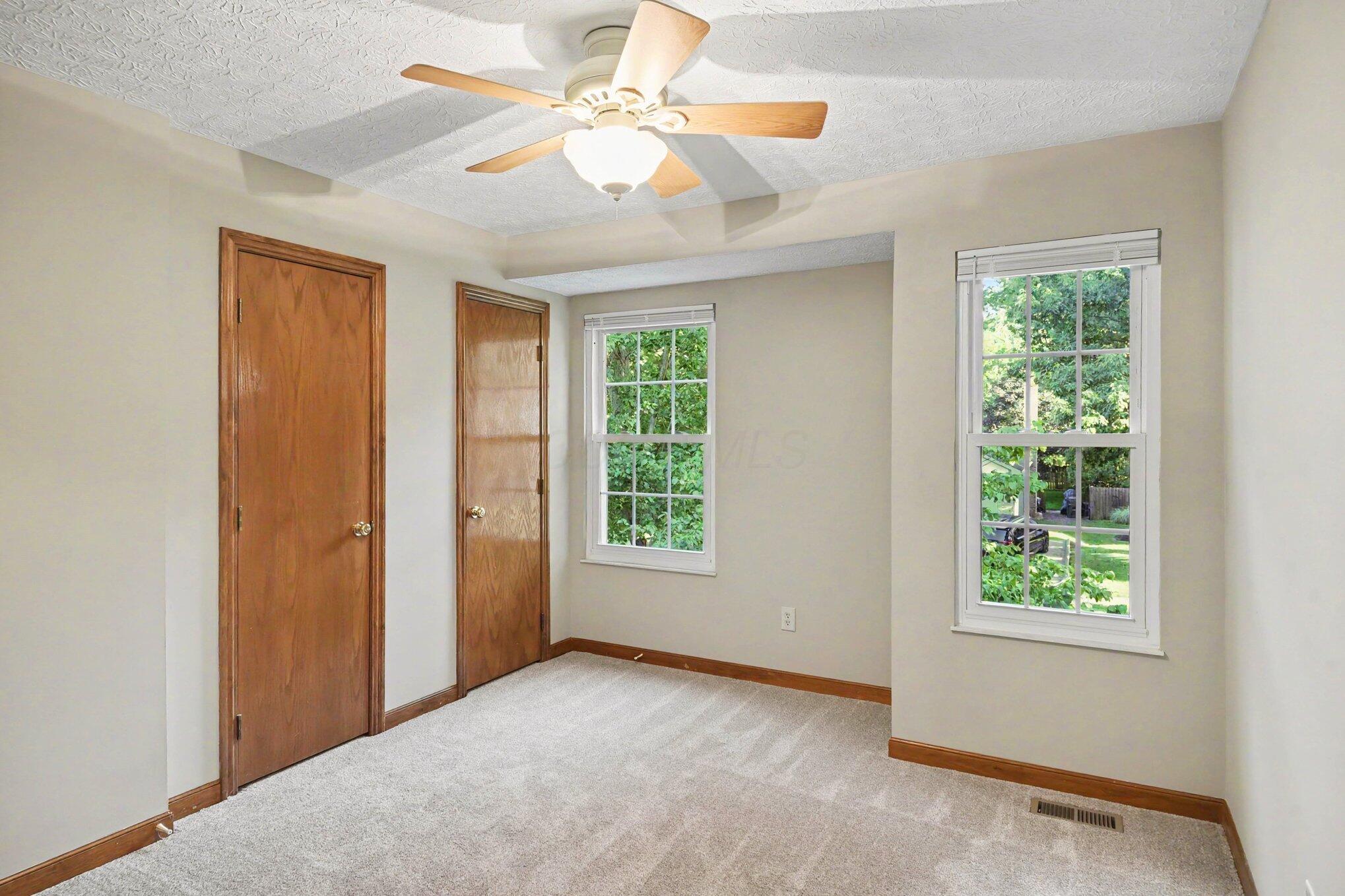 744 Summertree Lane Property Photo 26
