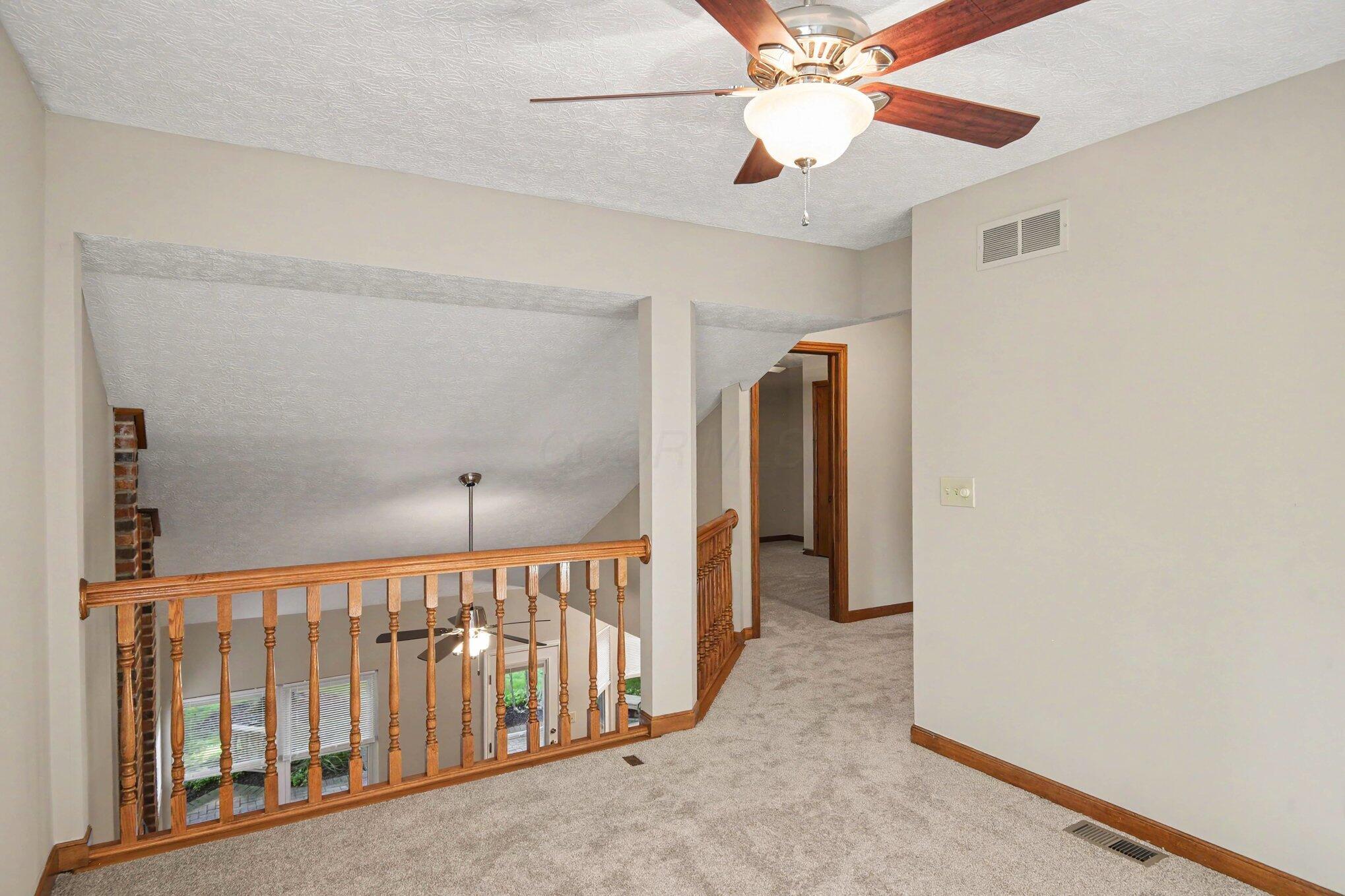 744 Summertree Lane Property Photo 29