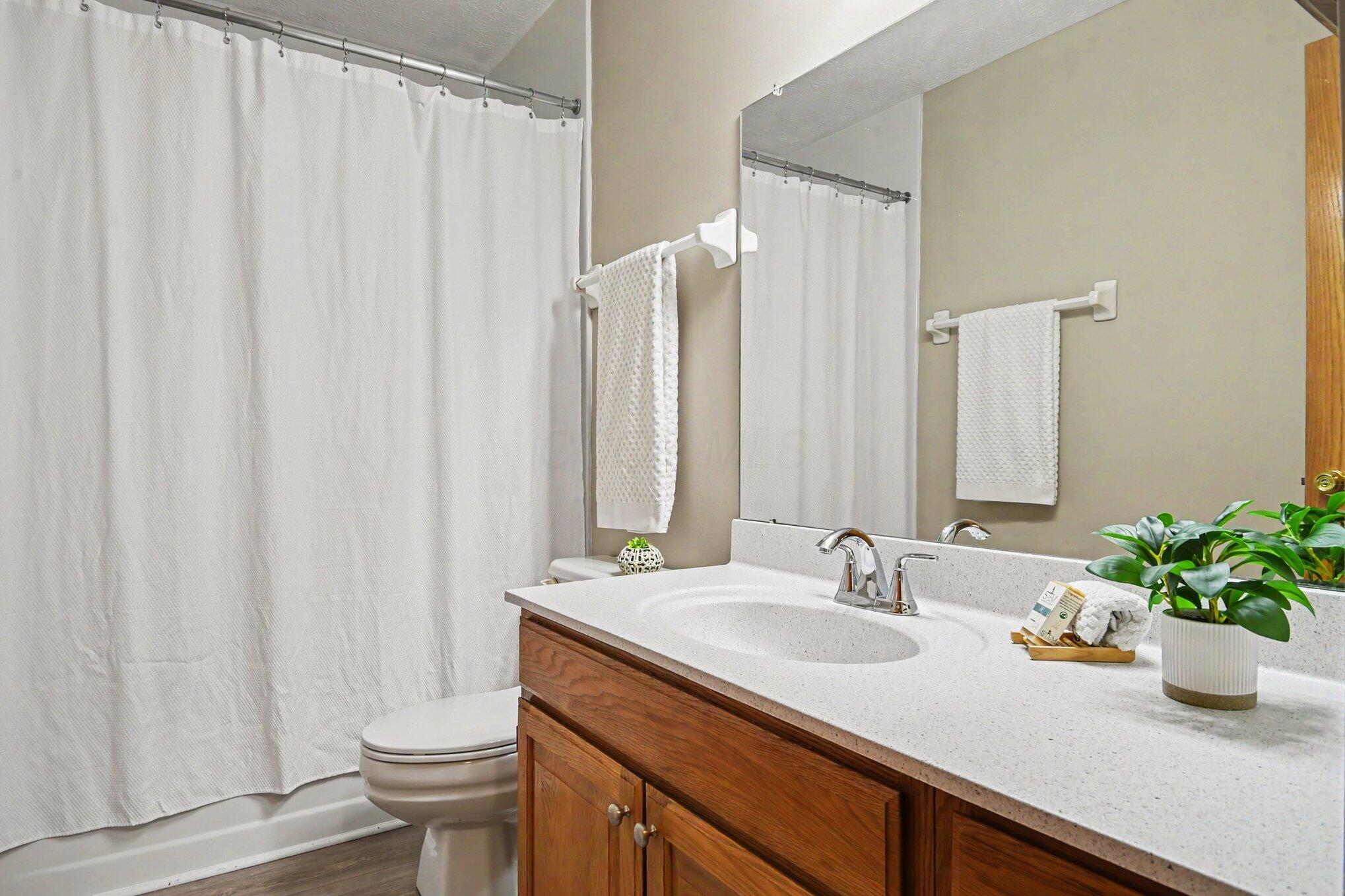 744 Summertree Lane Property Photo 30