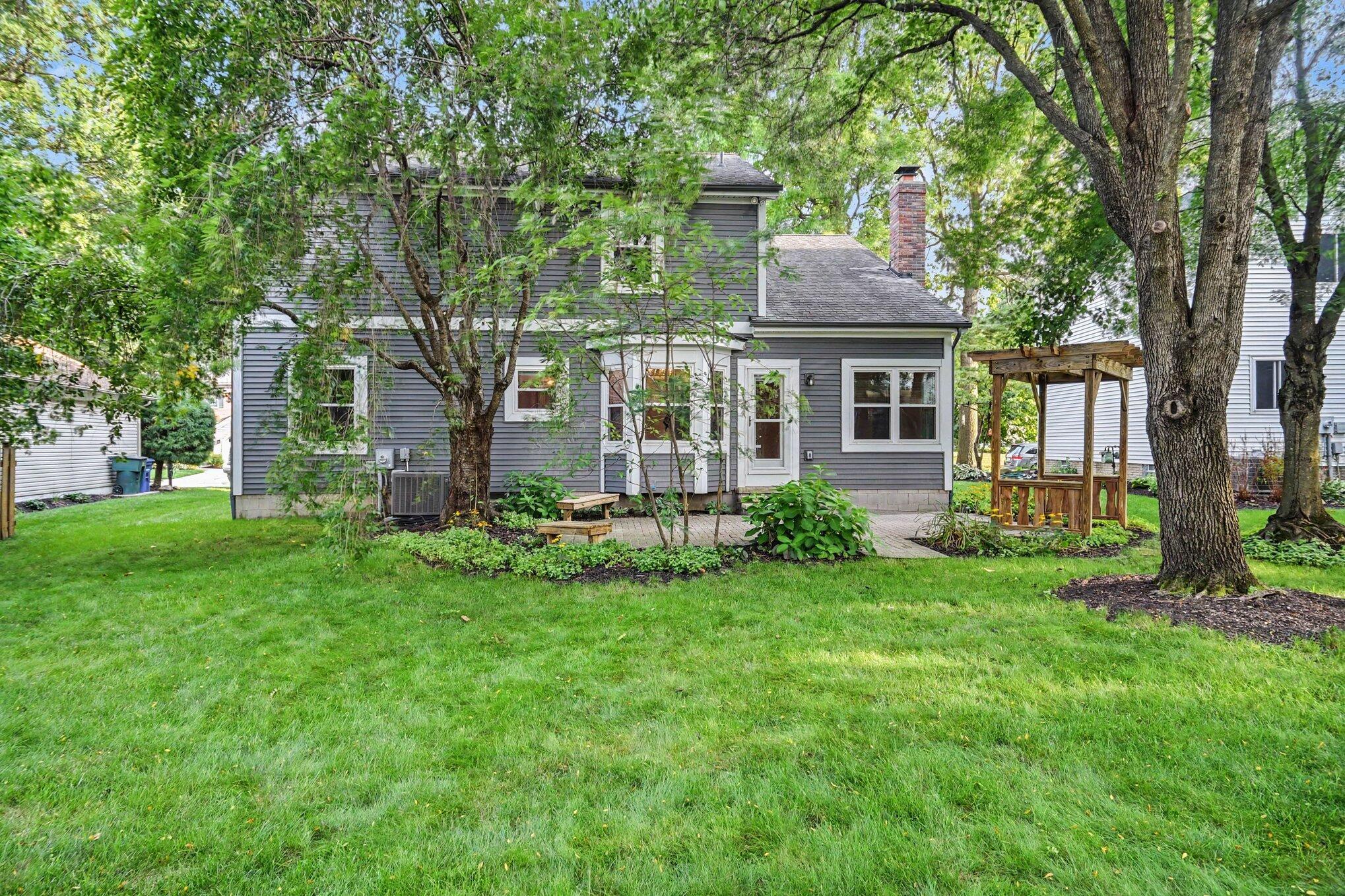 744 Summertree Lane Property Photo 36