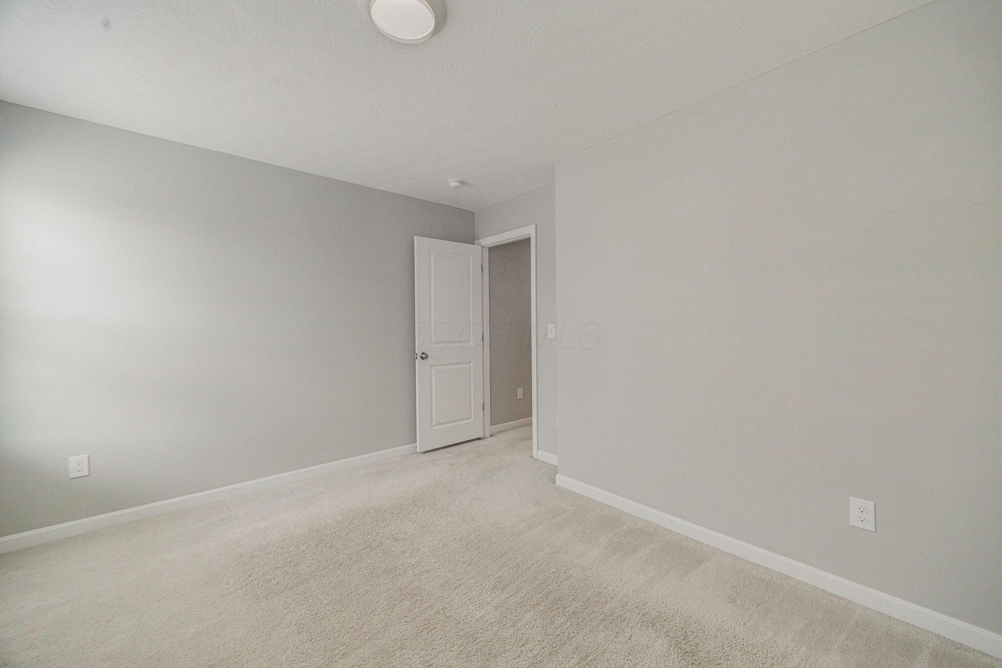 426 Oakland Hills Loop Property Photo 31