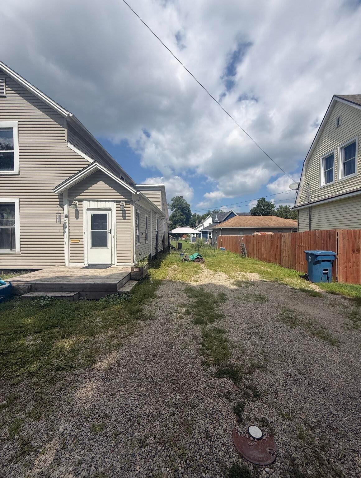 304 W High Avenue Property Photo 2