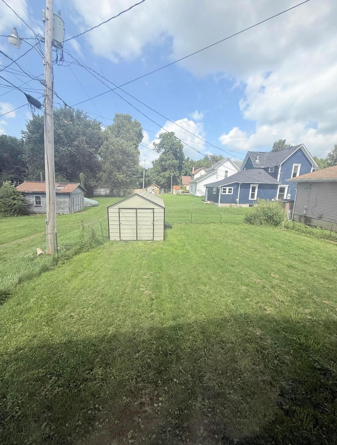 304 W High Avenue Property Photo 3