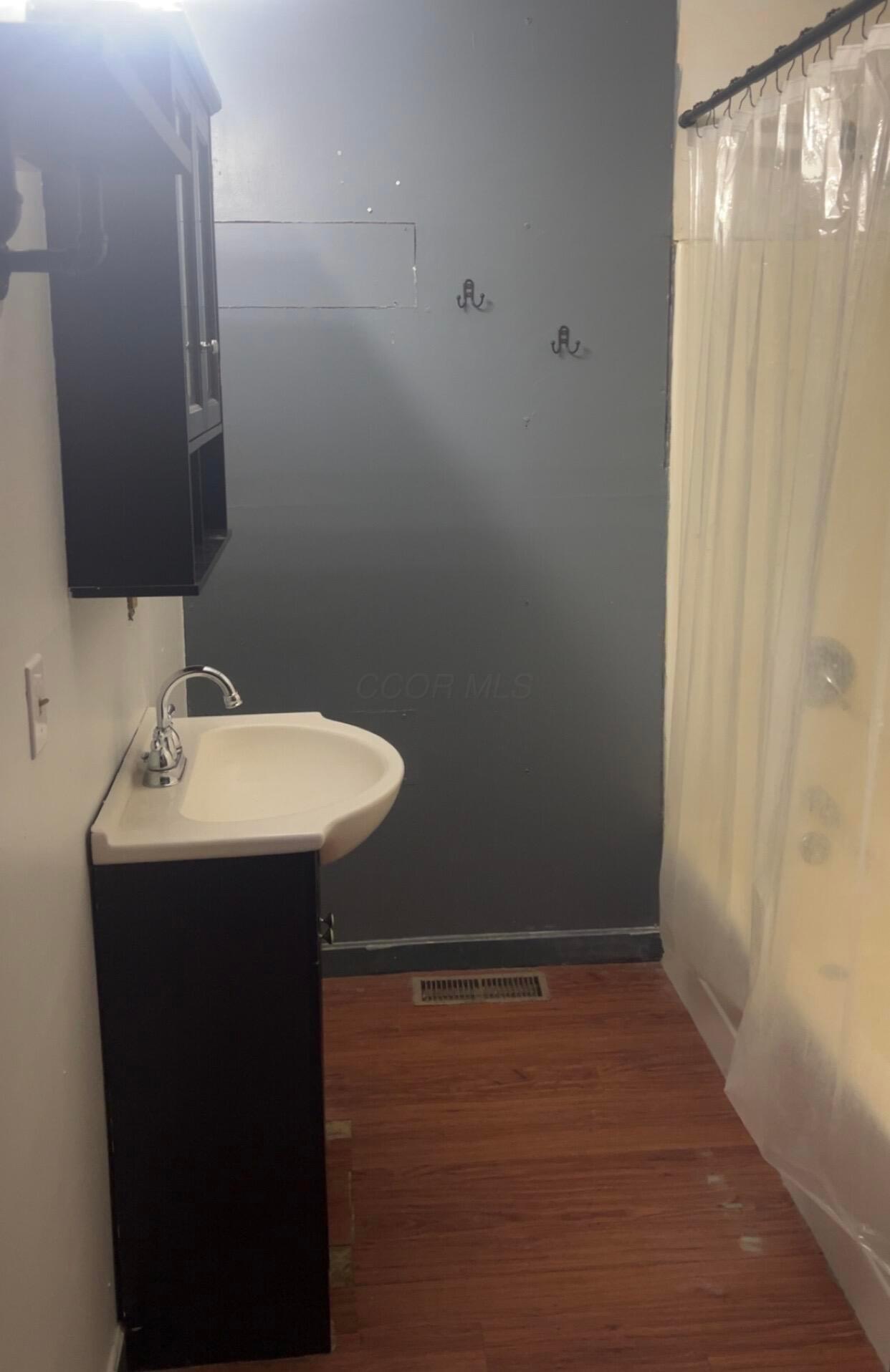 304 W High Avenue Property Photo 11