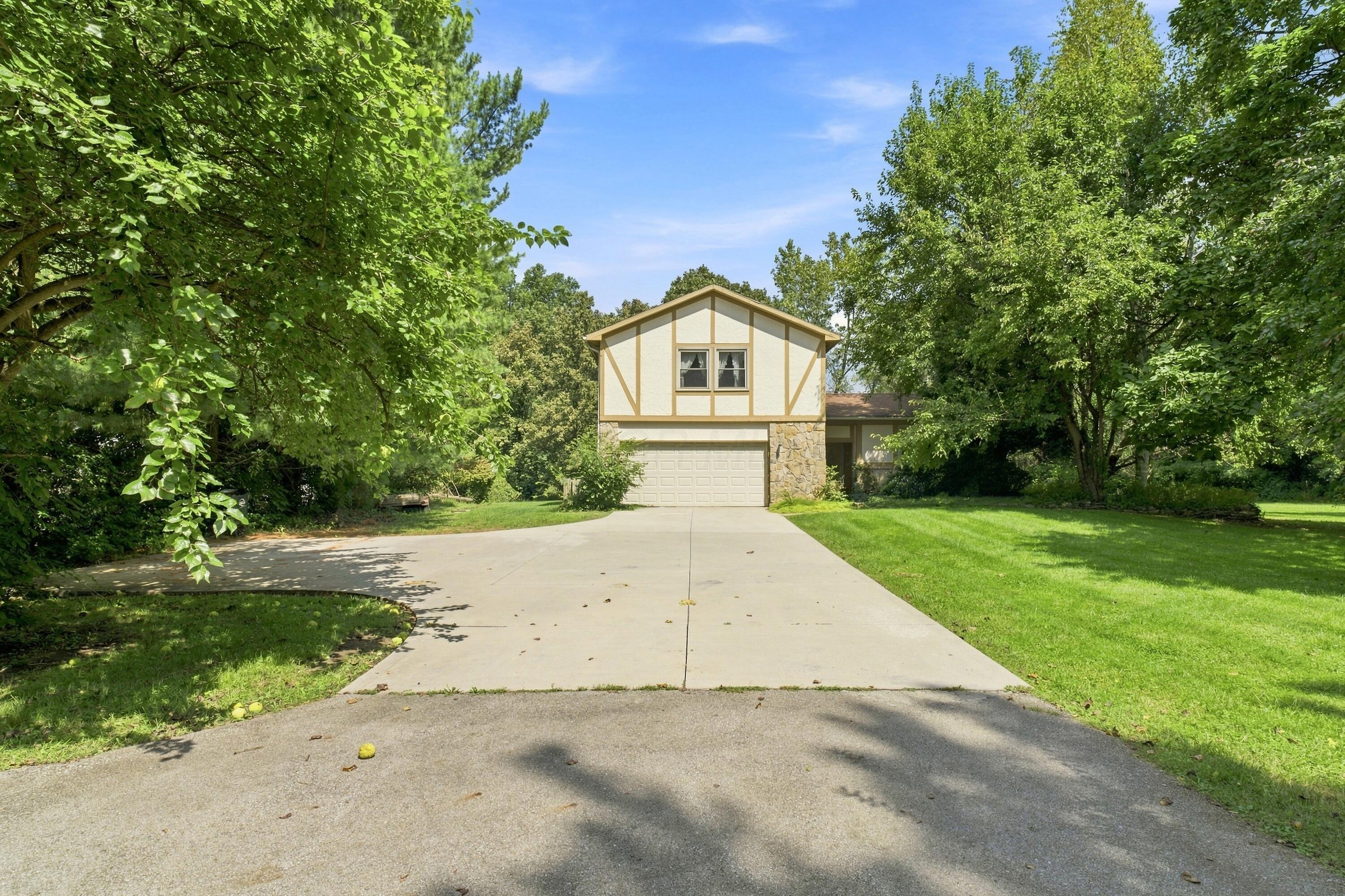8216 Kennedy Road Property Photo 1