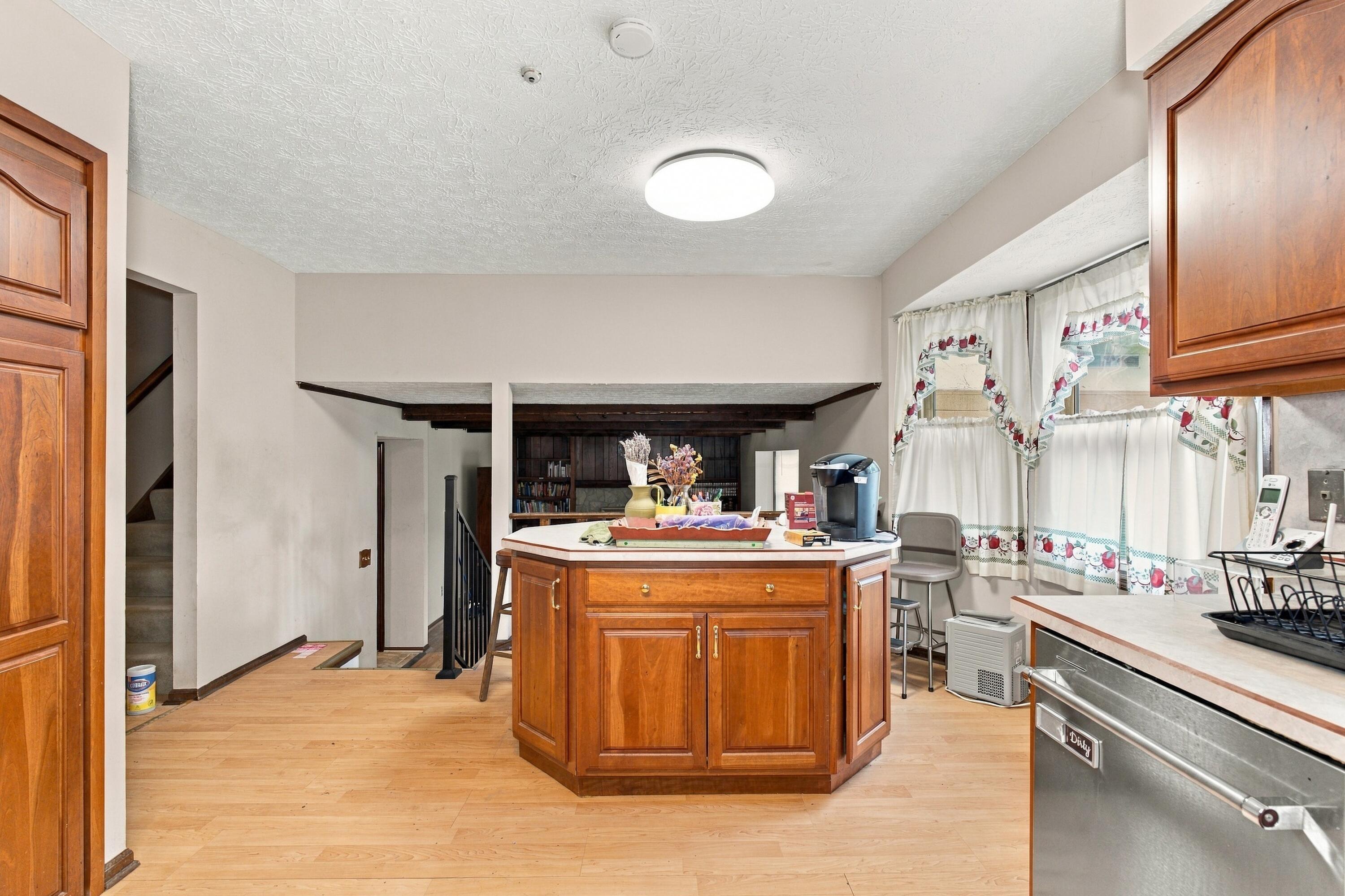 8216 Kennedy Road Property Photo 33