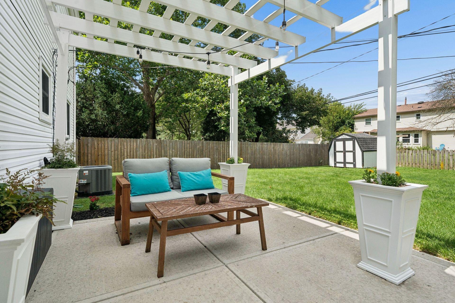 208 Caren Avenue Property Photo 41