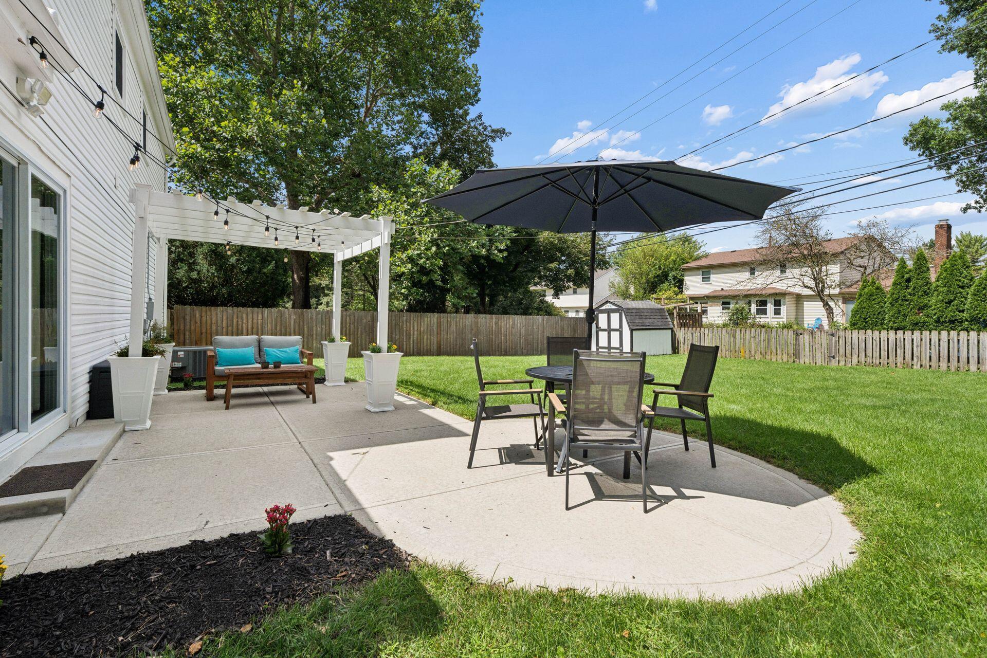 208 Caren Avenue Property Photo 43