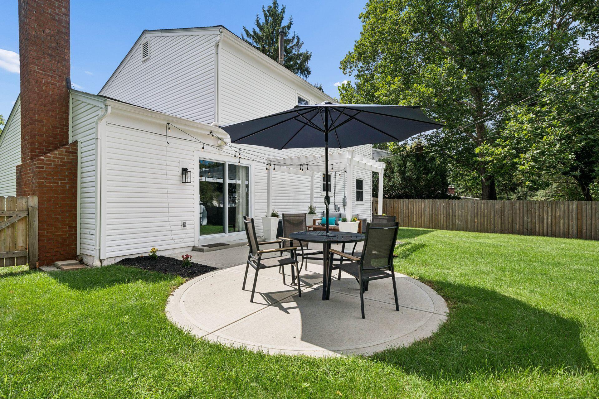 208 Caren Avenue Property Photo 44