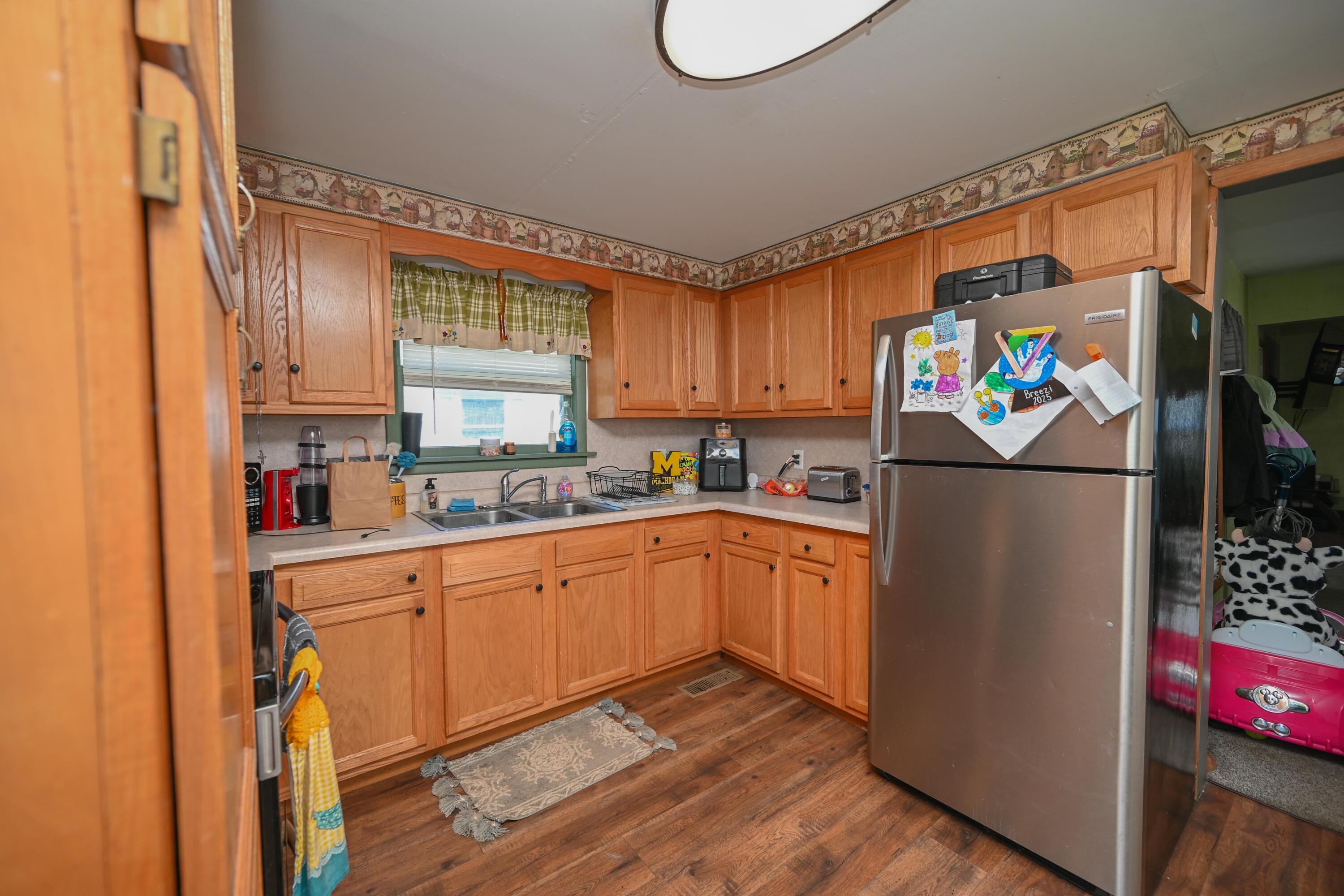 228 W Espy Street Property Photo 13