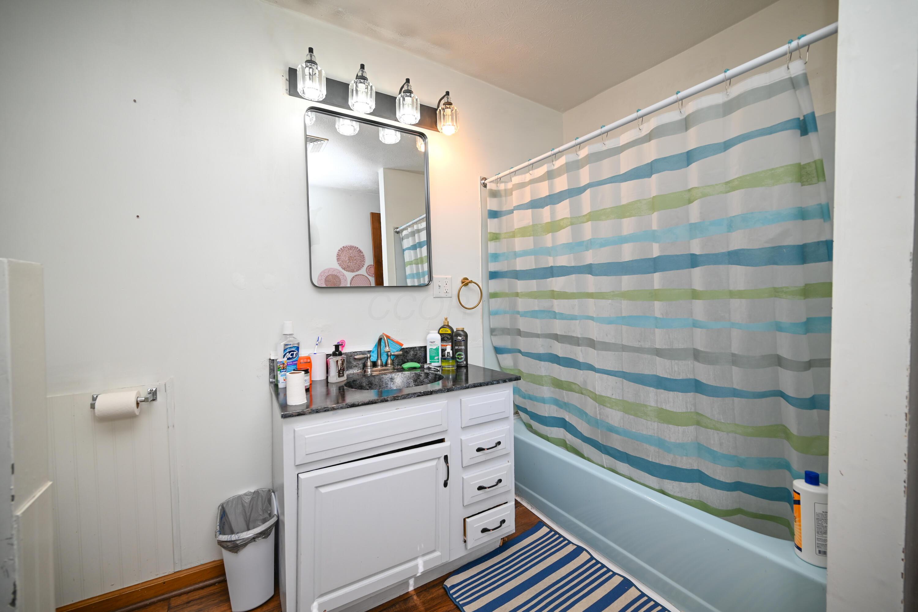 228 W Espy Street Property Photo 15