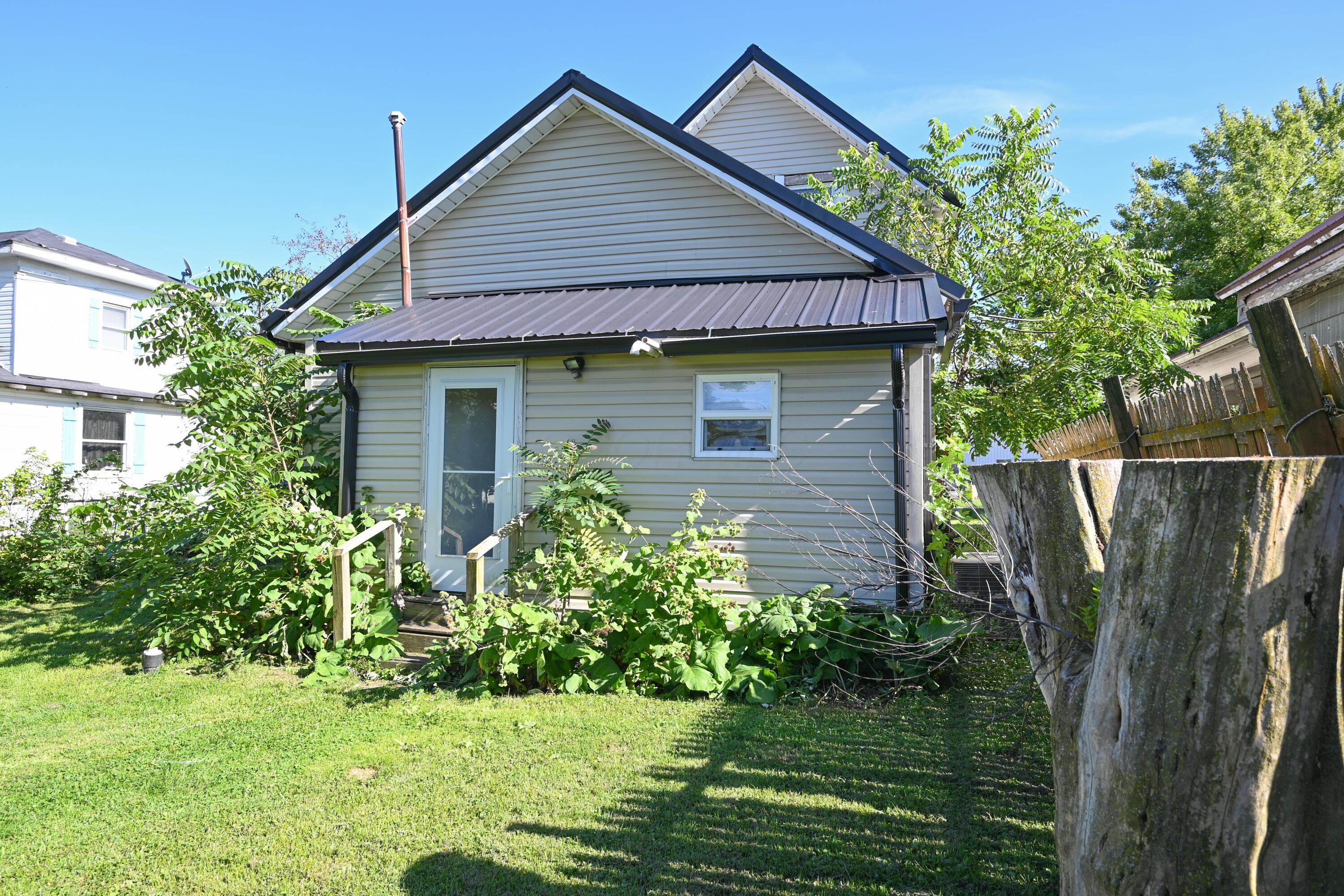 228 W Espy Street Property Photo 28