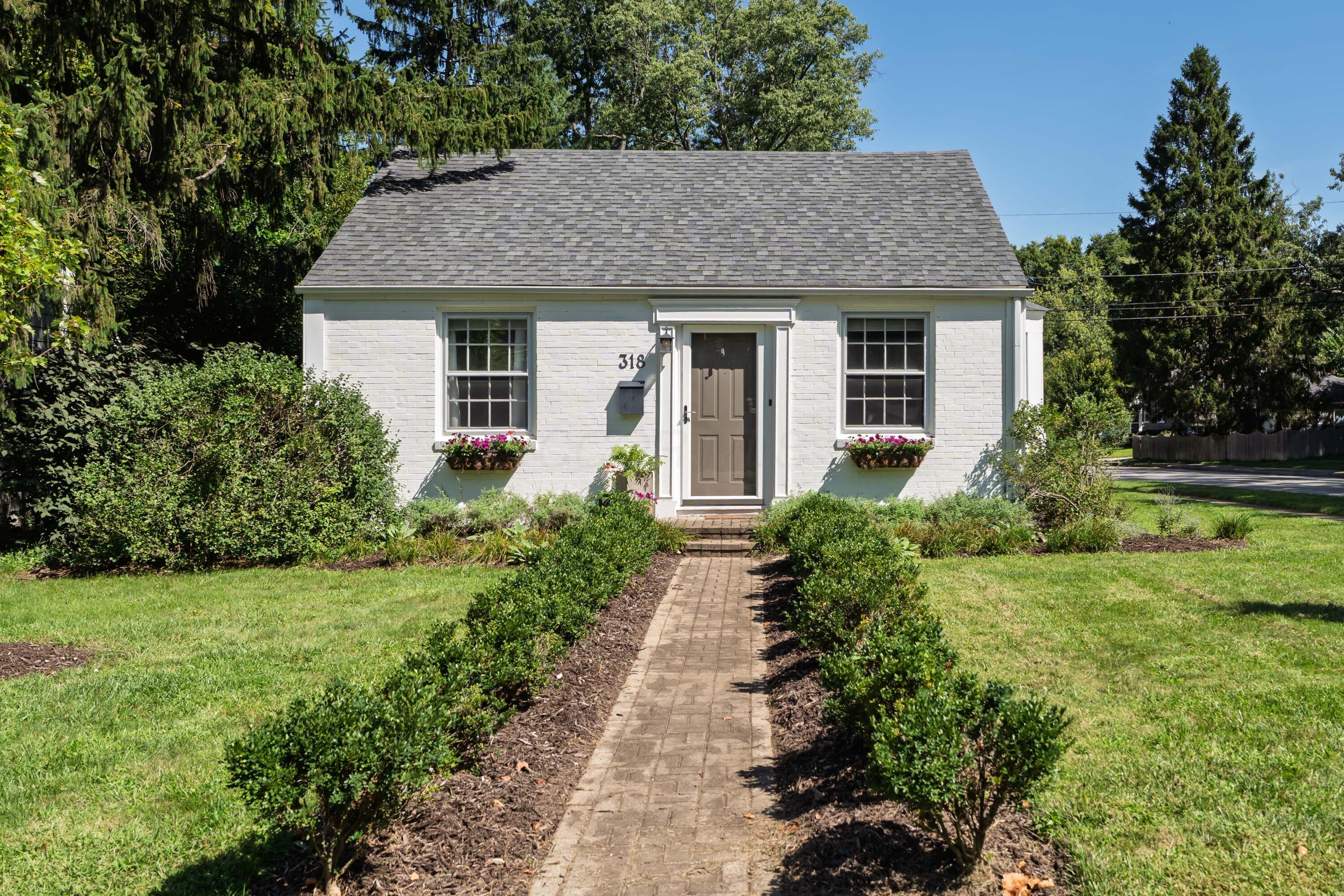 318 Kenbrook Drive