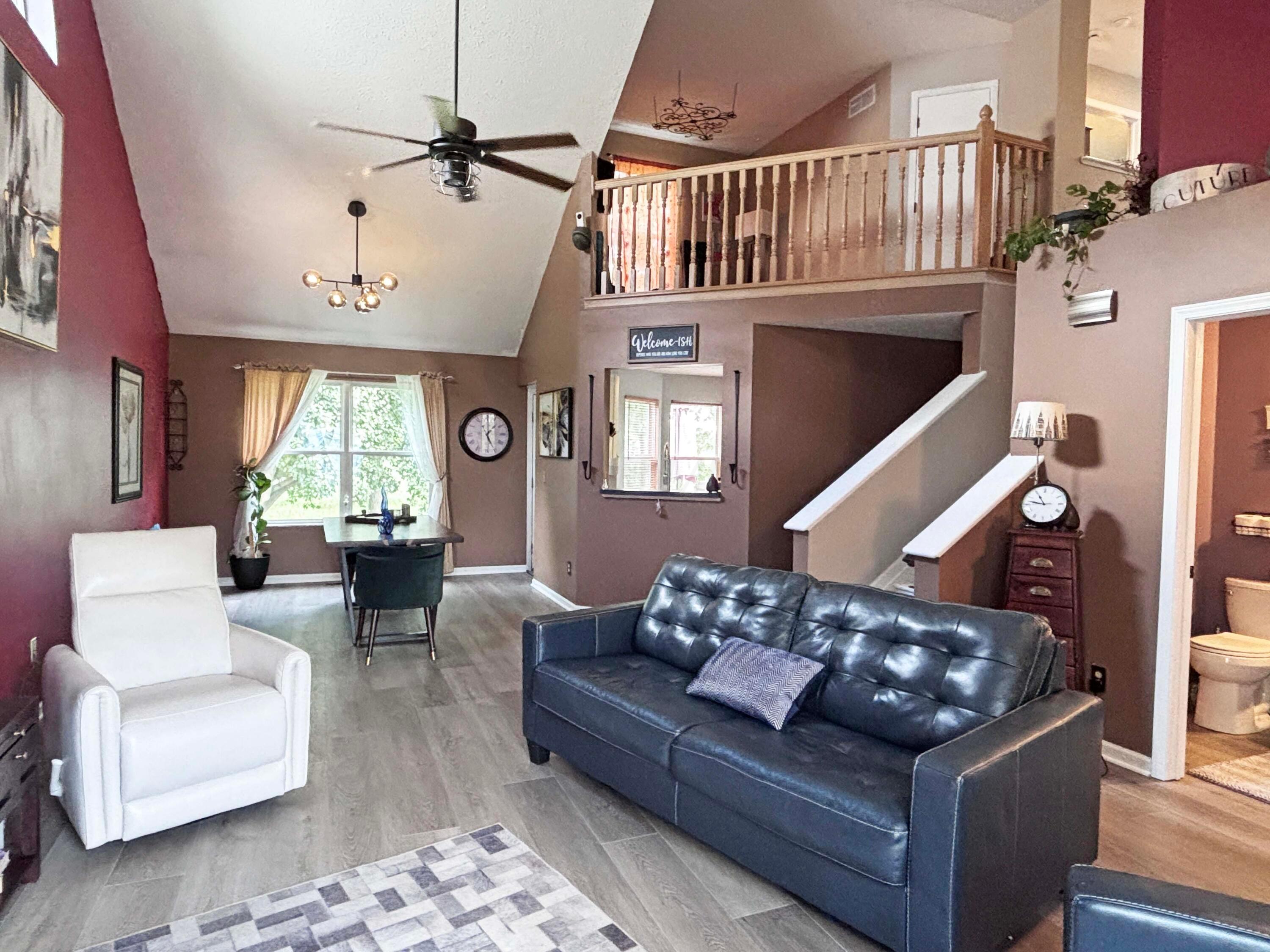 1308 Four Star Drive E Property Photo 5