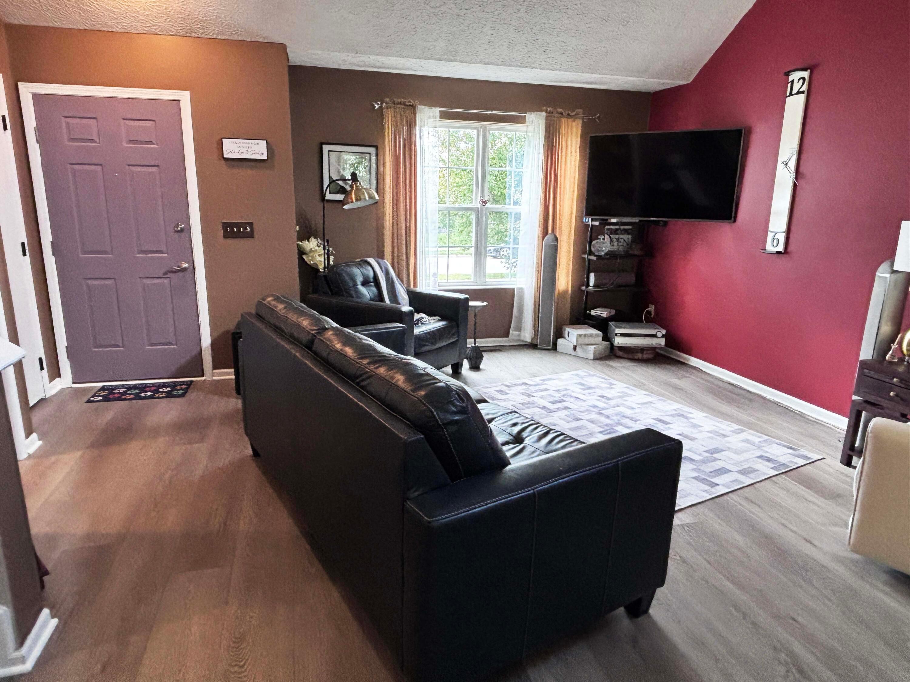 1308 Four Star Drive E Property Photo 6