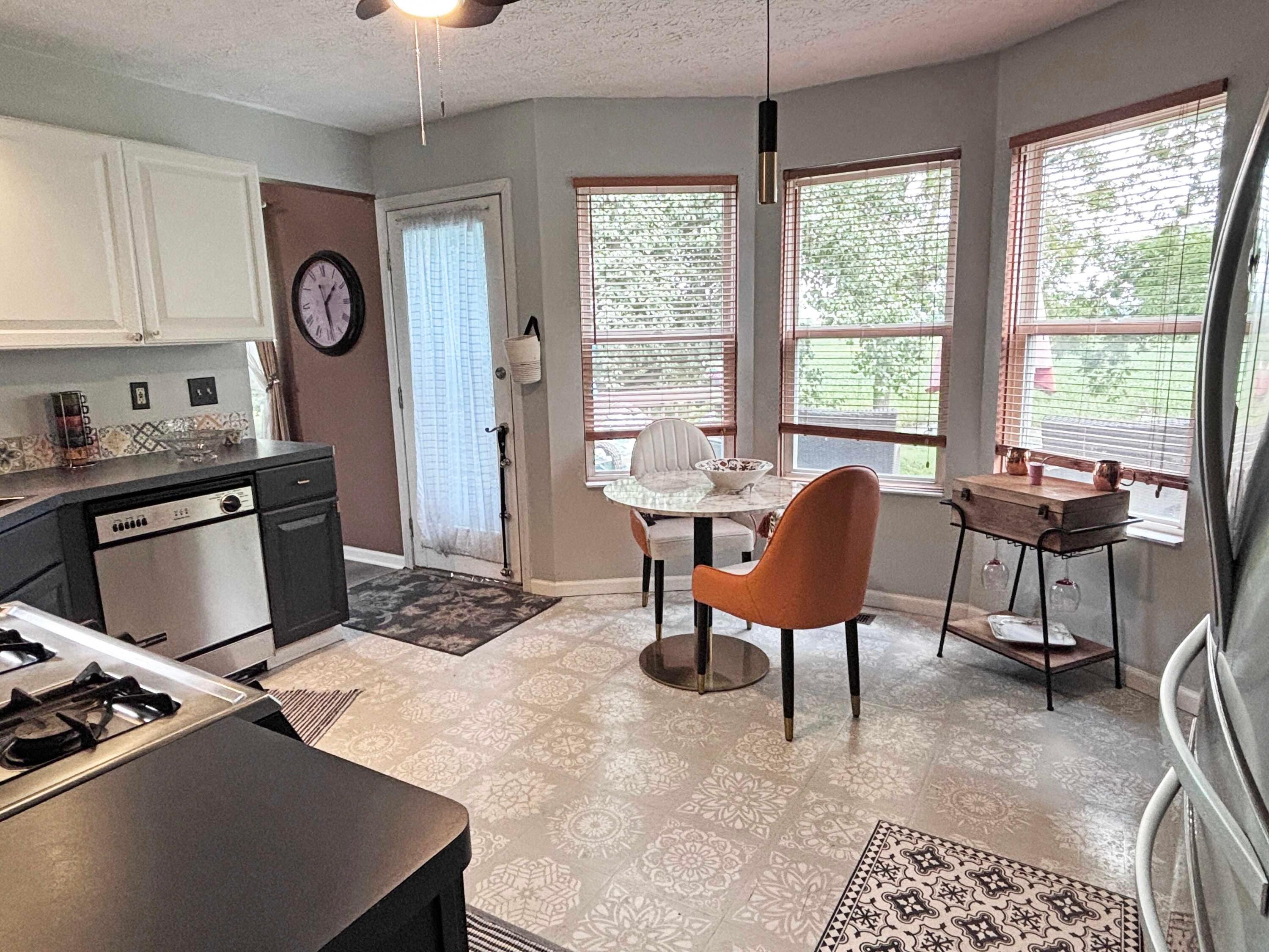 1308 Four Star Drive E Property Photo 14