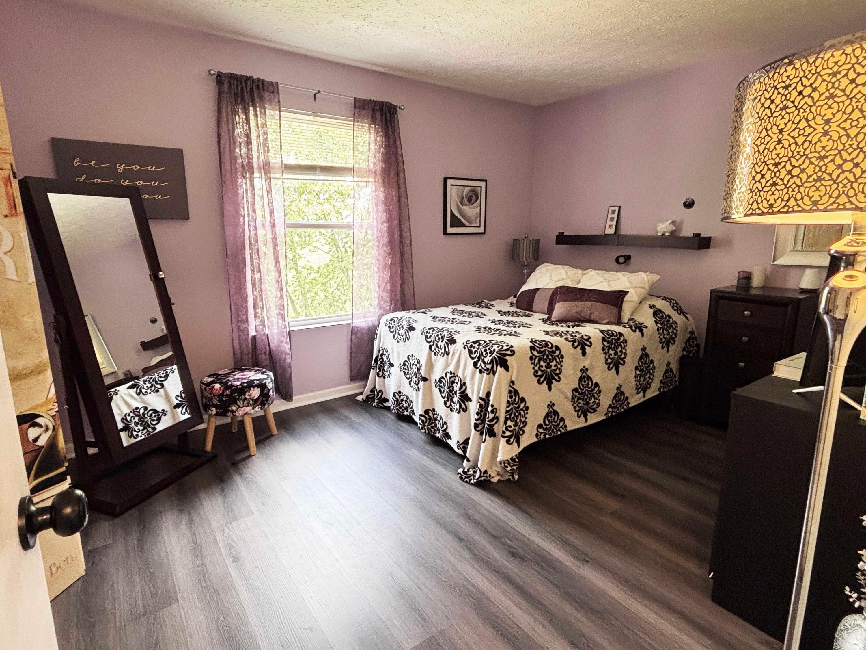 1308 Four Star Drive E Property Photo 27