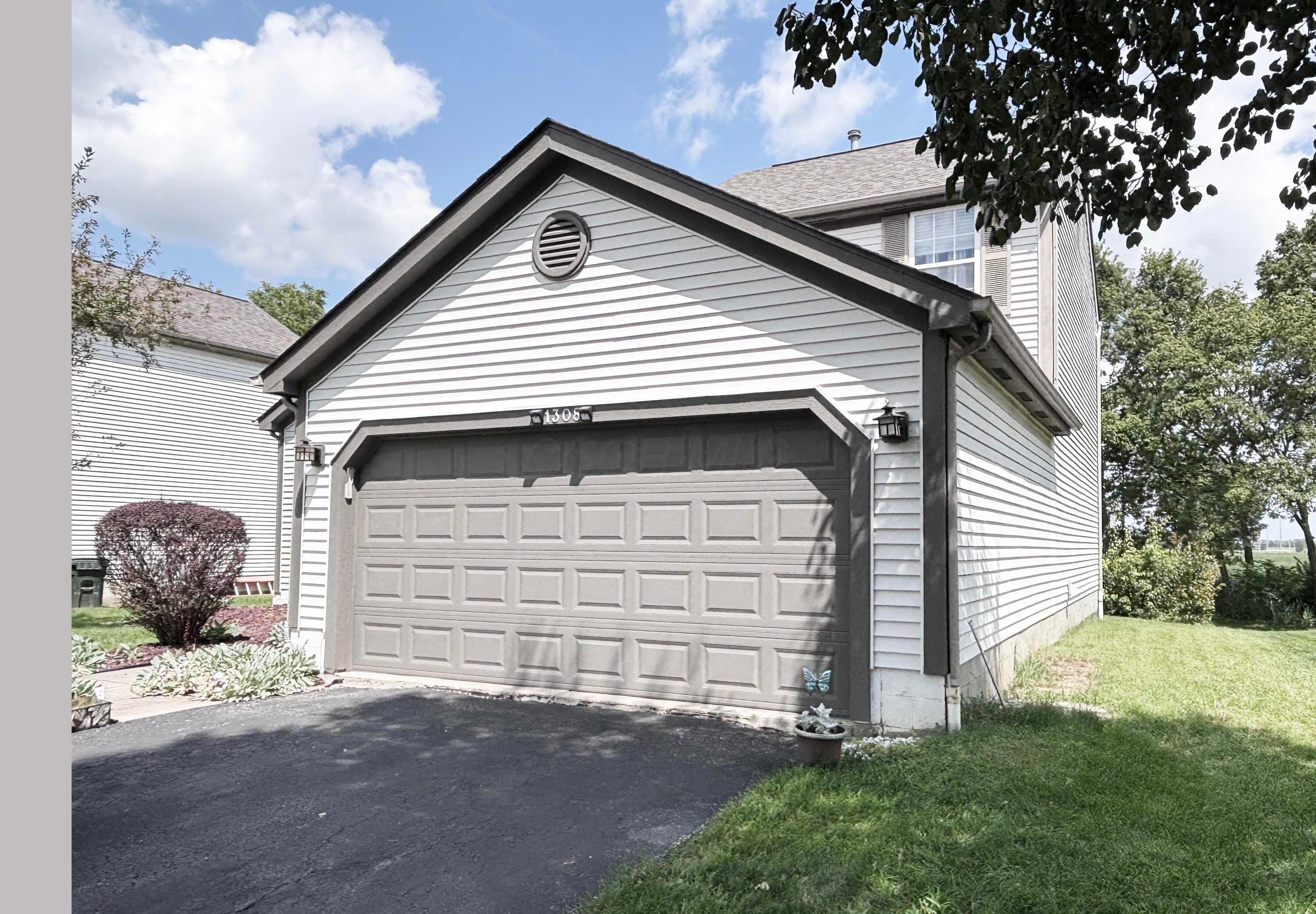 1308 Four Star Drive E Property Photo 41
