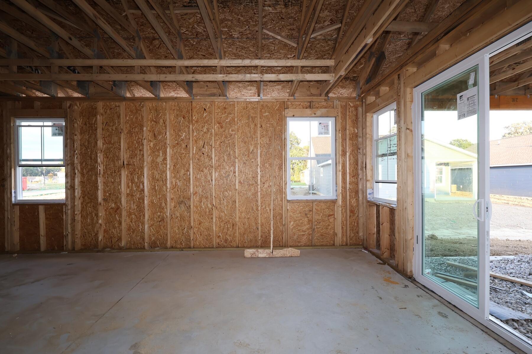 98 Beacon Bay Avenue Property Photo 5