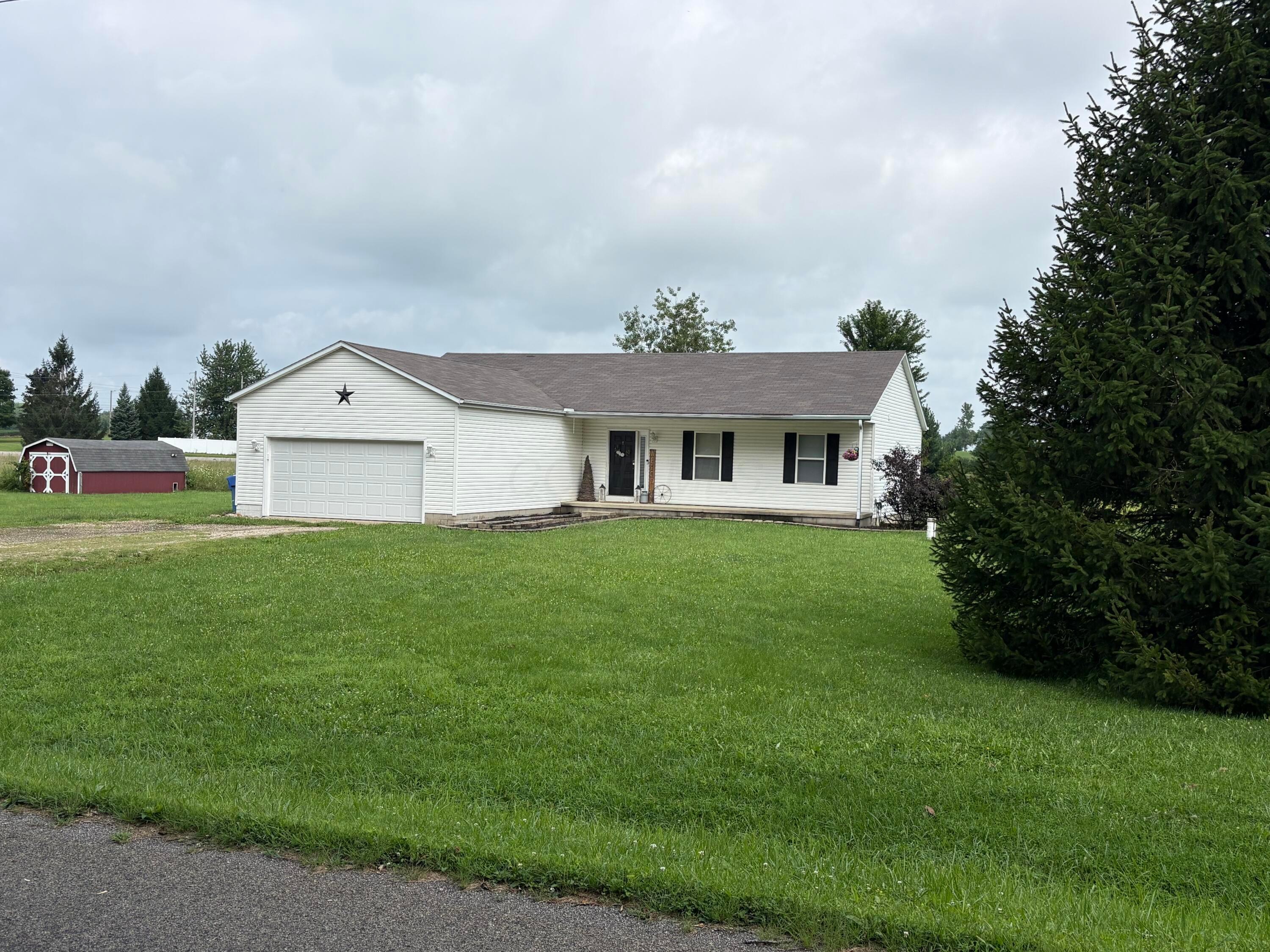 6045 Township Rd 87 Property Photo 2