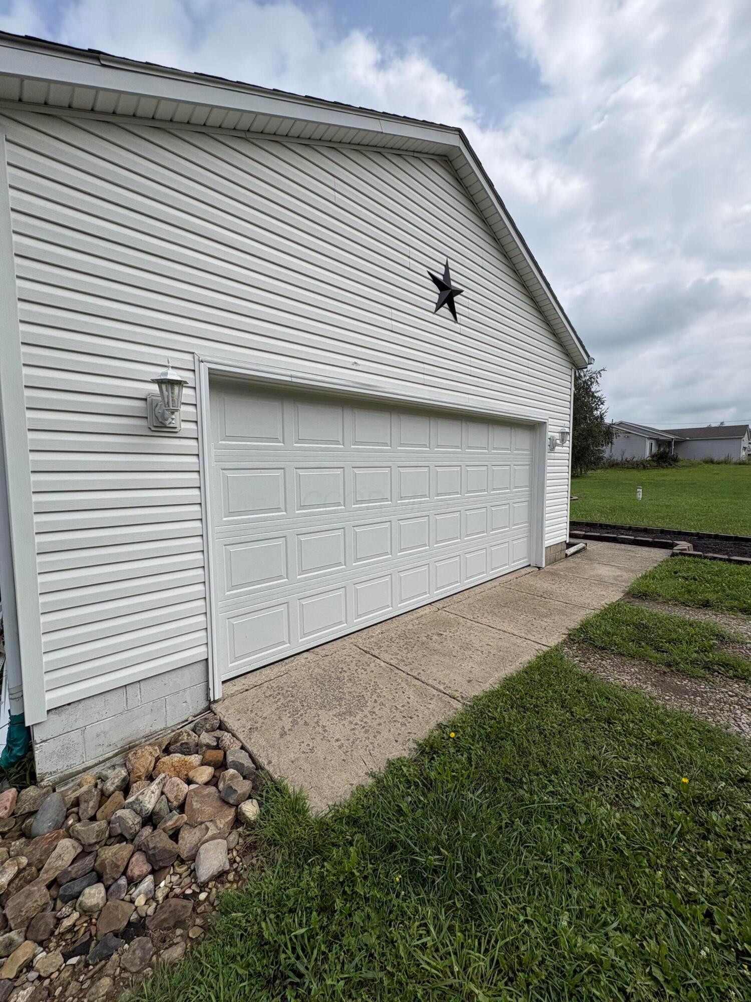 6045 Township Rd 87 Property Photo 3