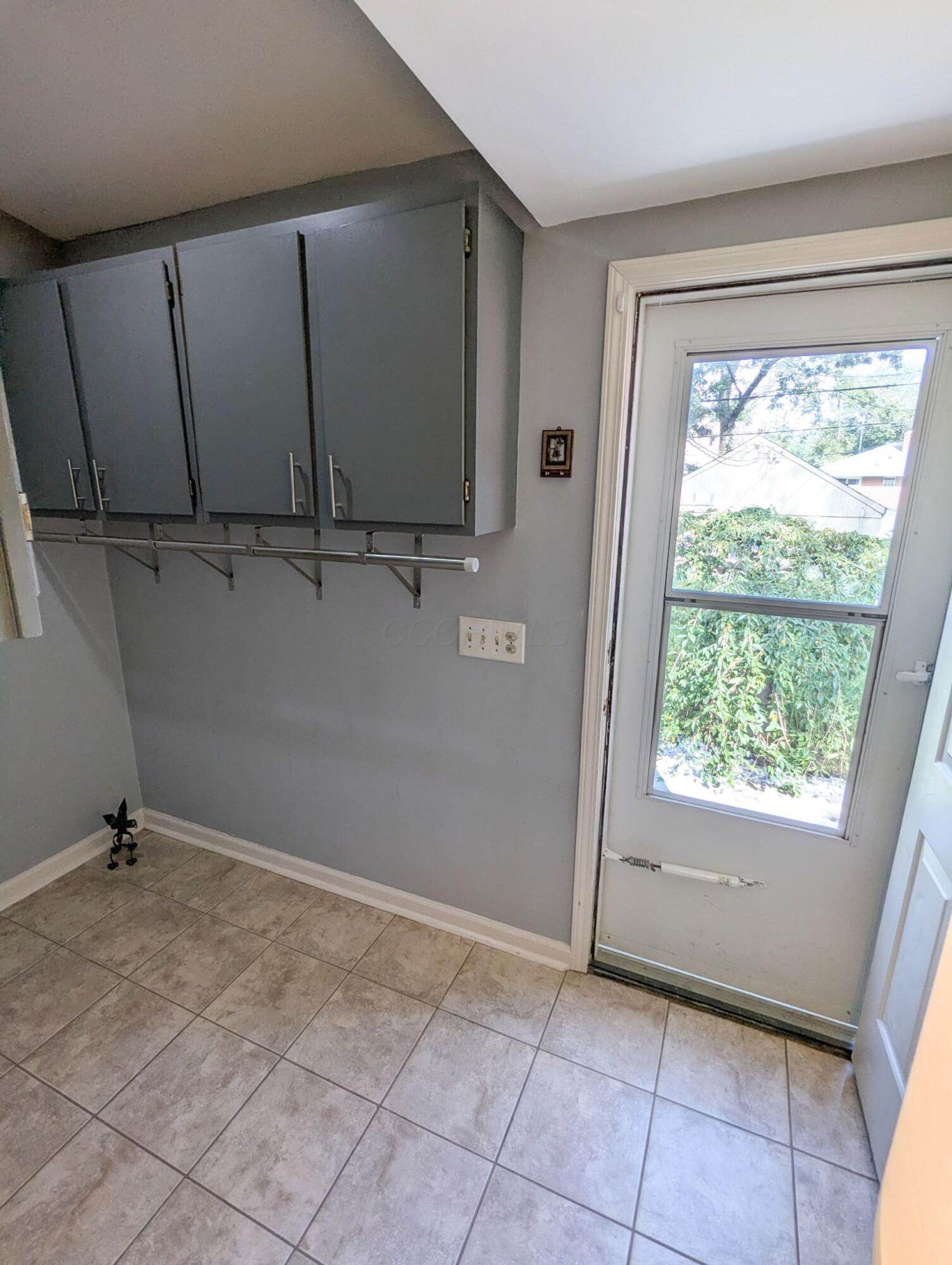 974 Chelsea Avenue Property Photo 17