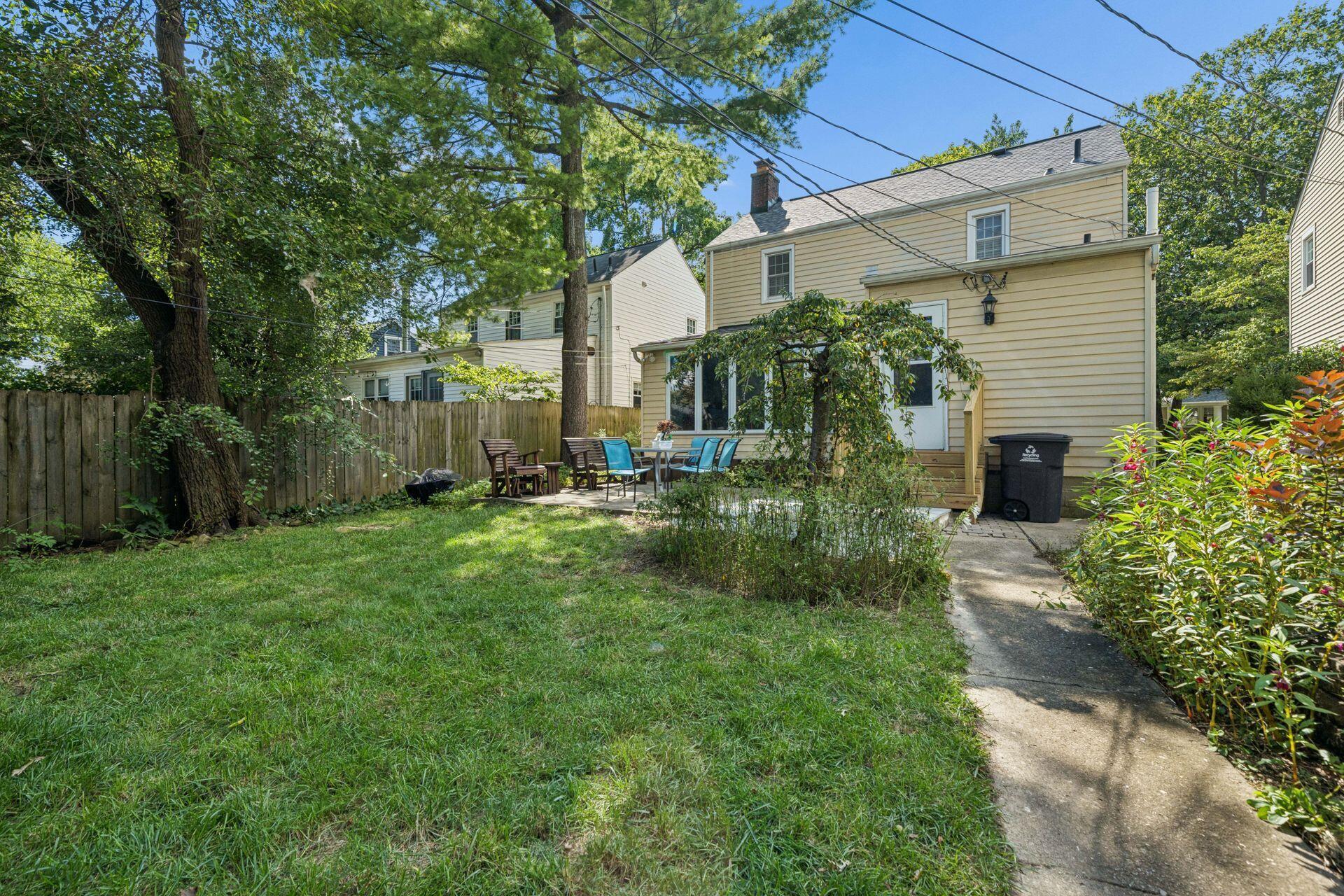 974 Chelsea Avenue Property Photo 34