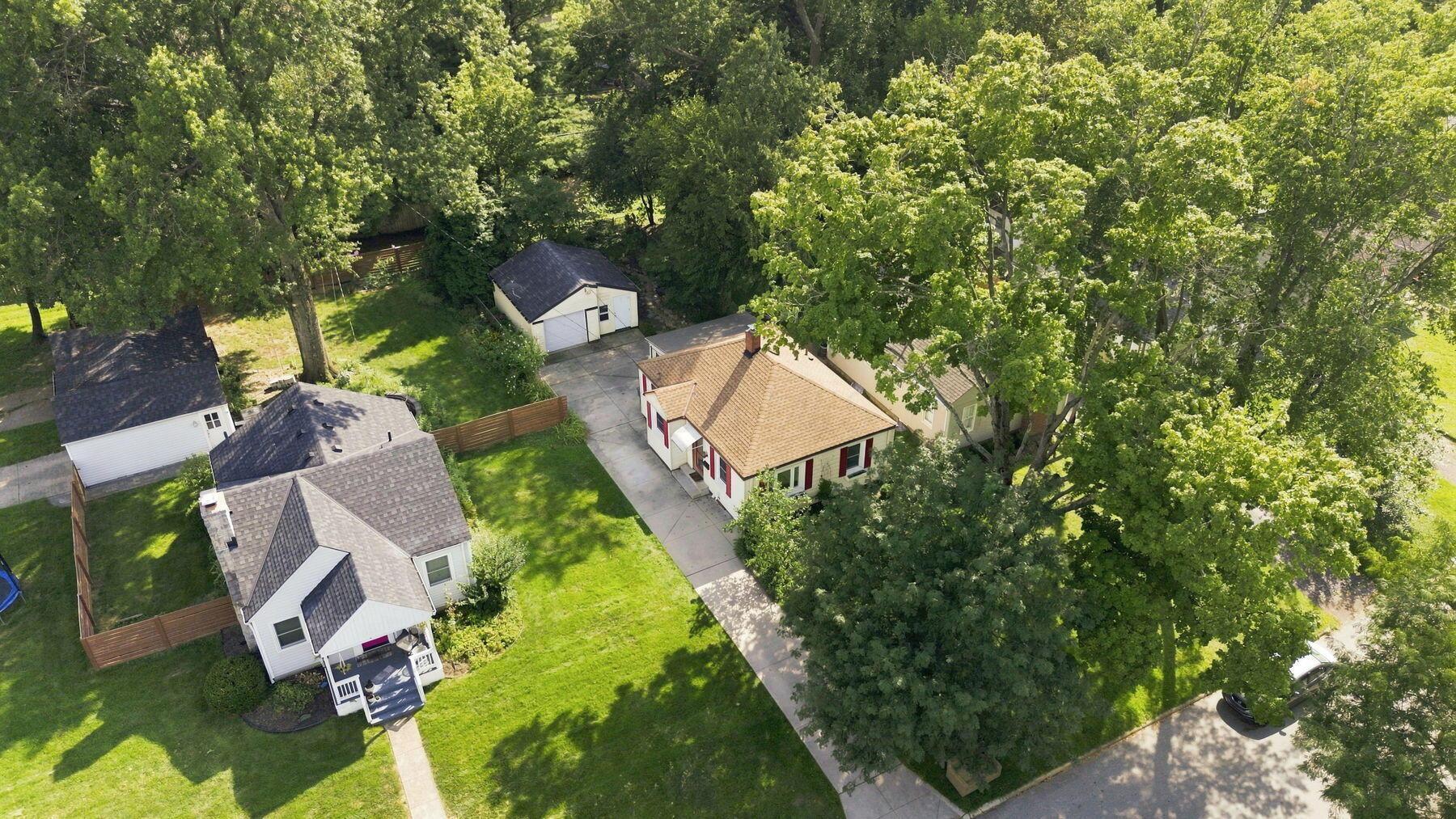 283 E Beechwold Boulevard Property Photo 16