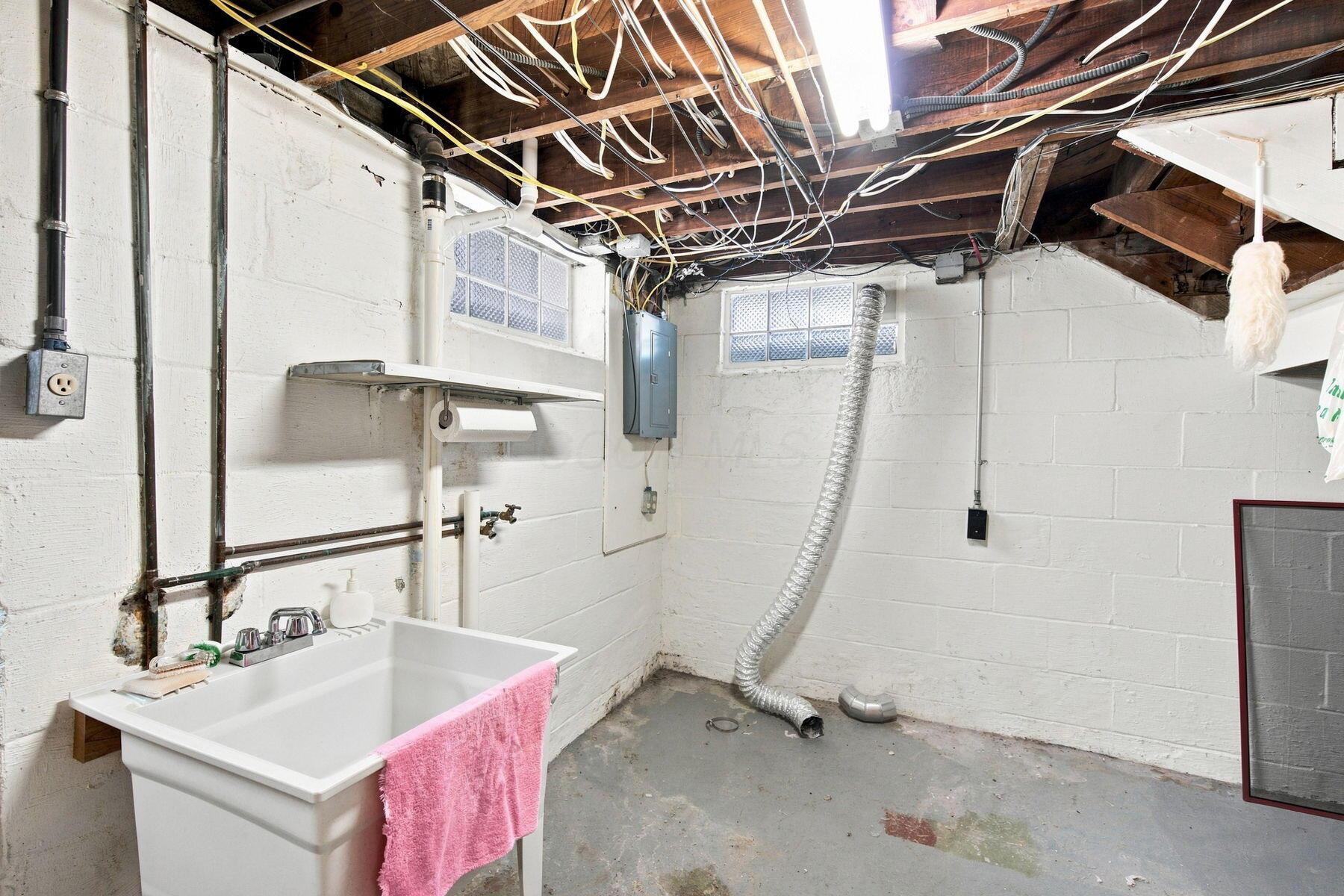 283 E Beechwold Boulevard Property Photo 49