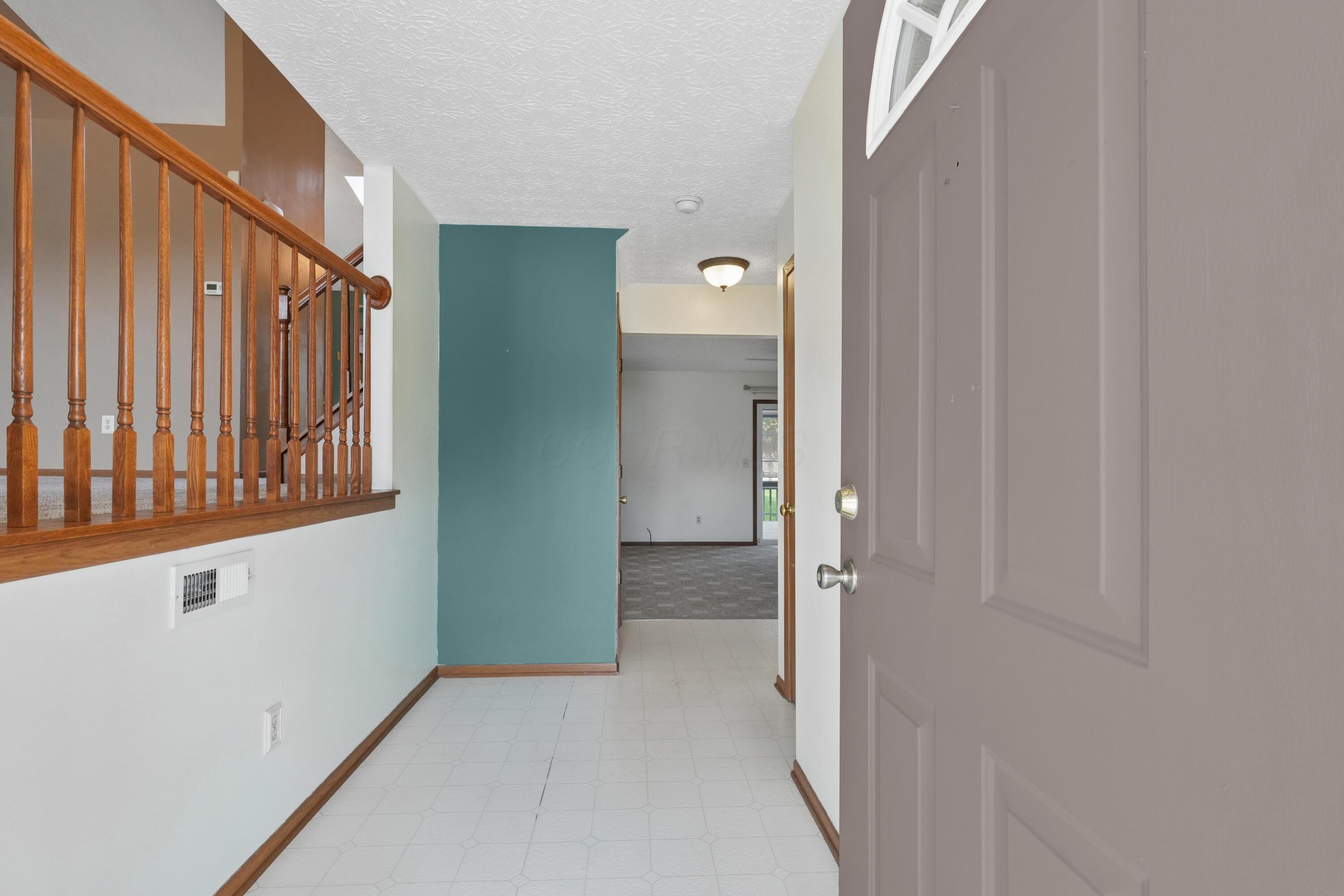 7468 Brown Deer Drive Property Photo 4