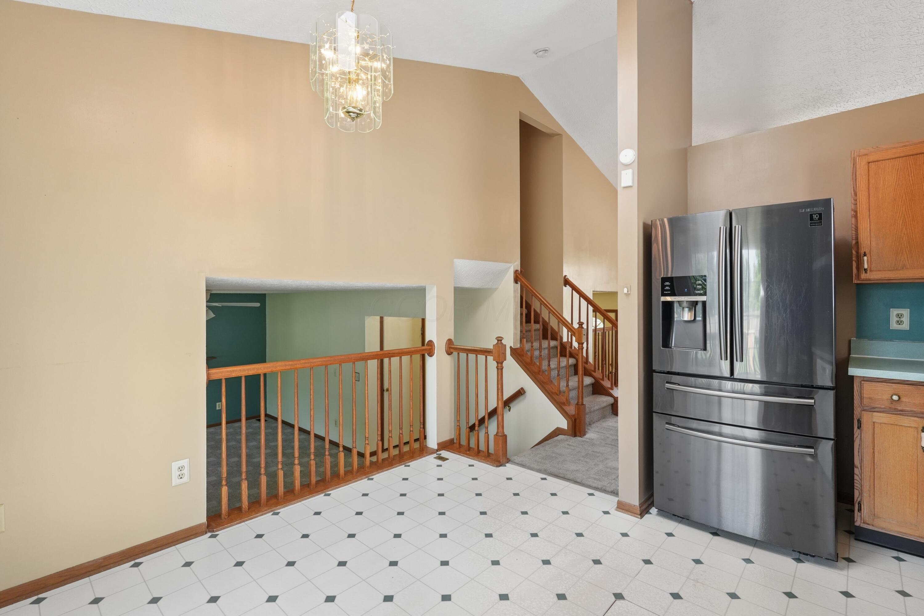 7468 Brown Deer Drive Property Photo 11