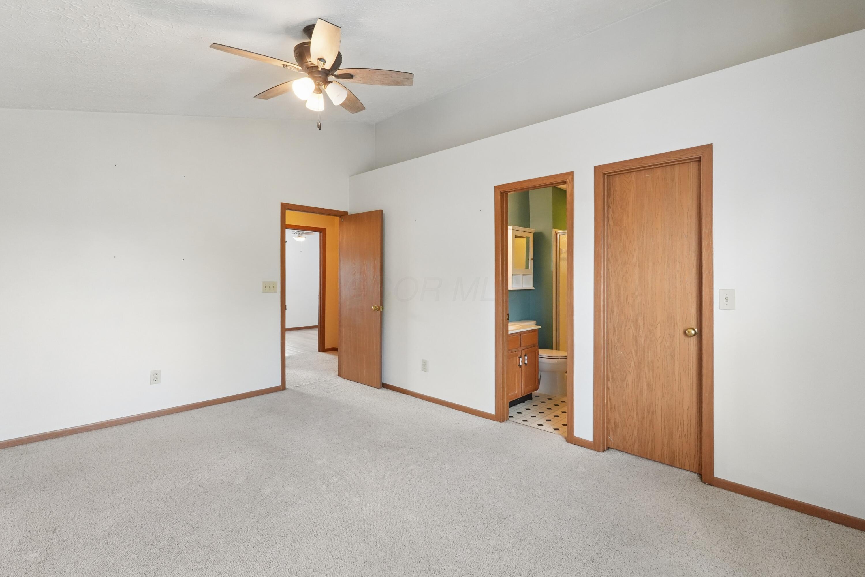 7468 Brown Deer Drive Property Photo 17