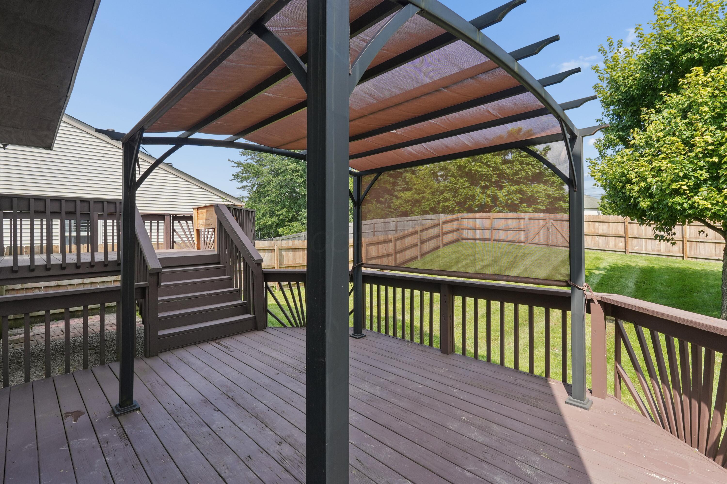 7468 Brown Deer Drive Property Photo 30