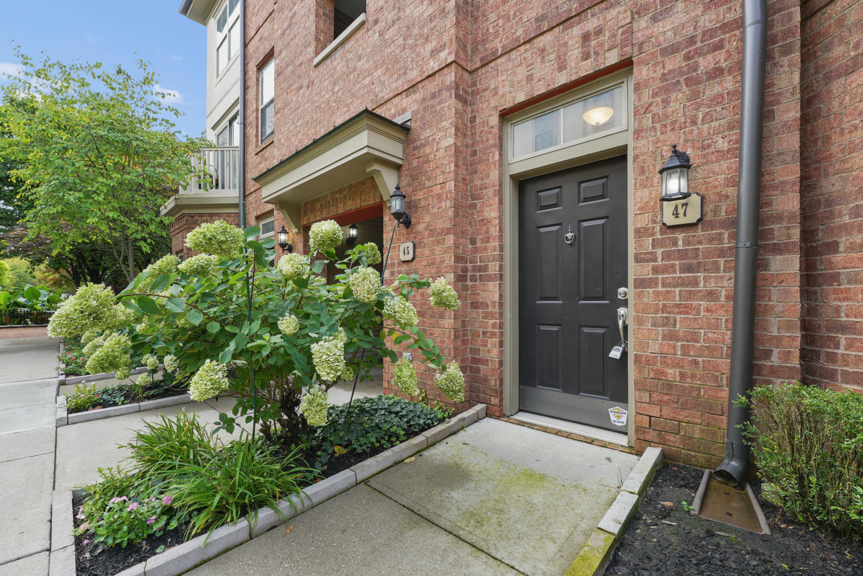 47 Victorian Gate Way Property Photo 3